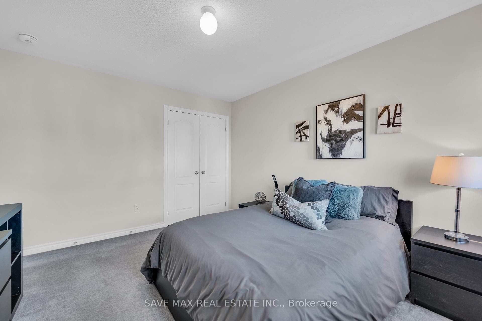 1894 Grandview Street photo 28