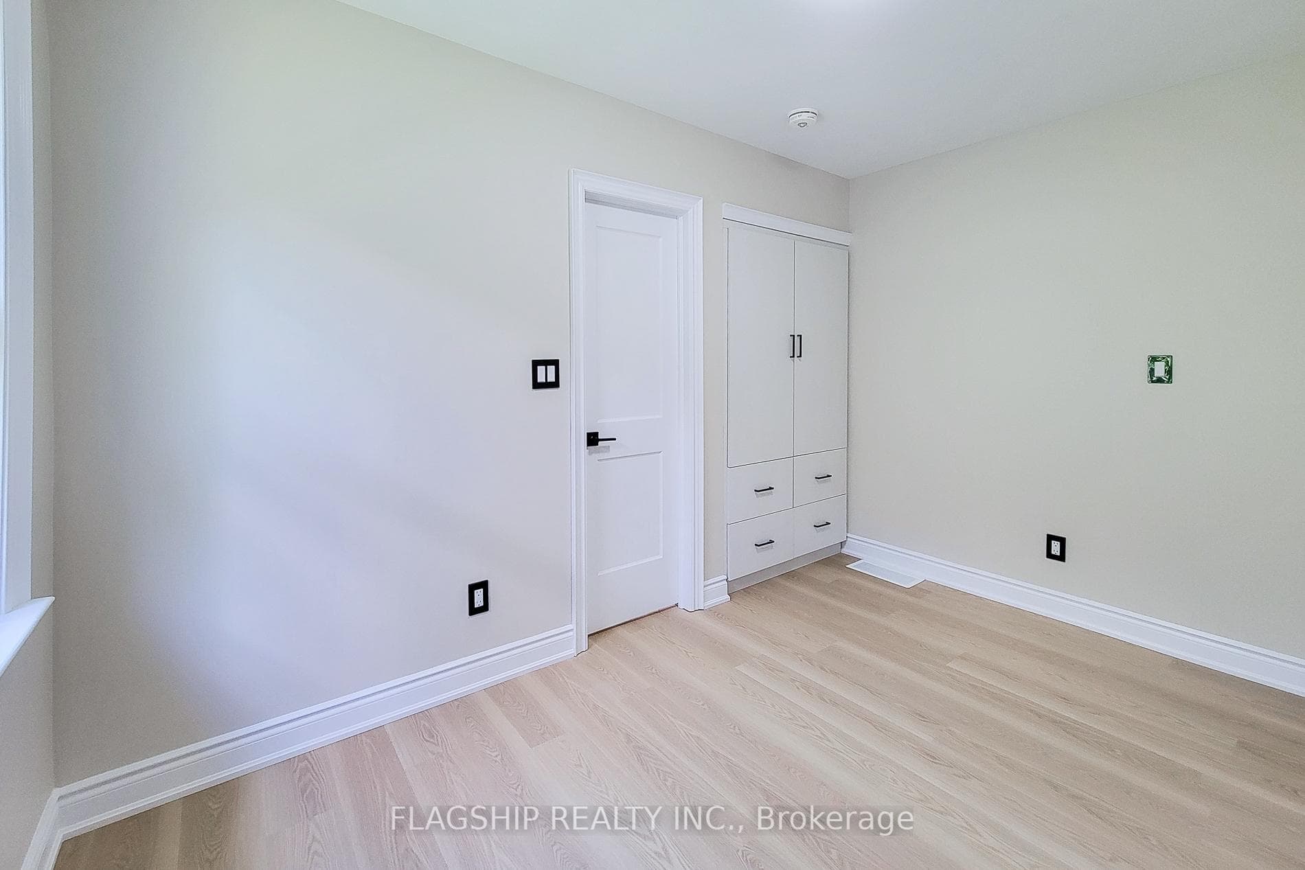 292 Glenholme Avenue photo 23