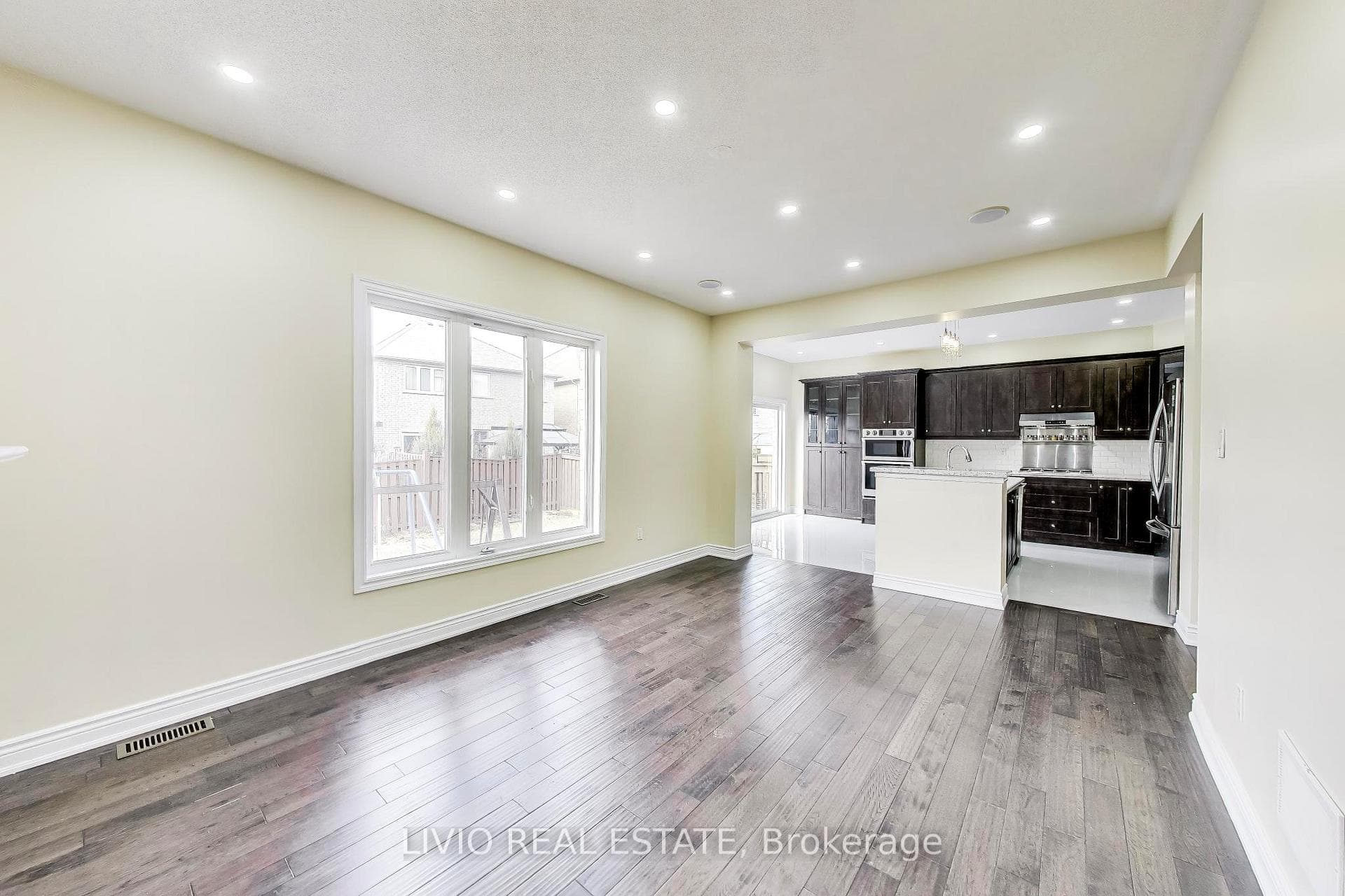 232 Thorndale Road photo 15