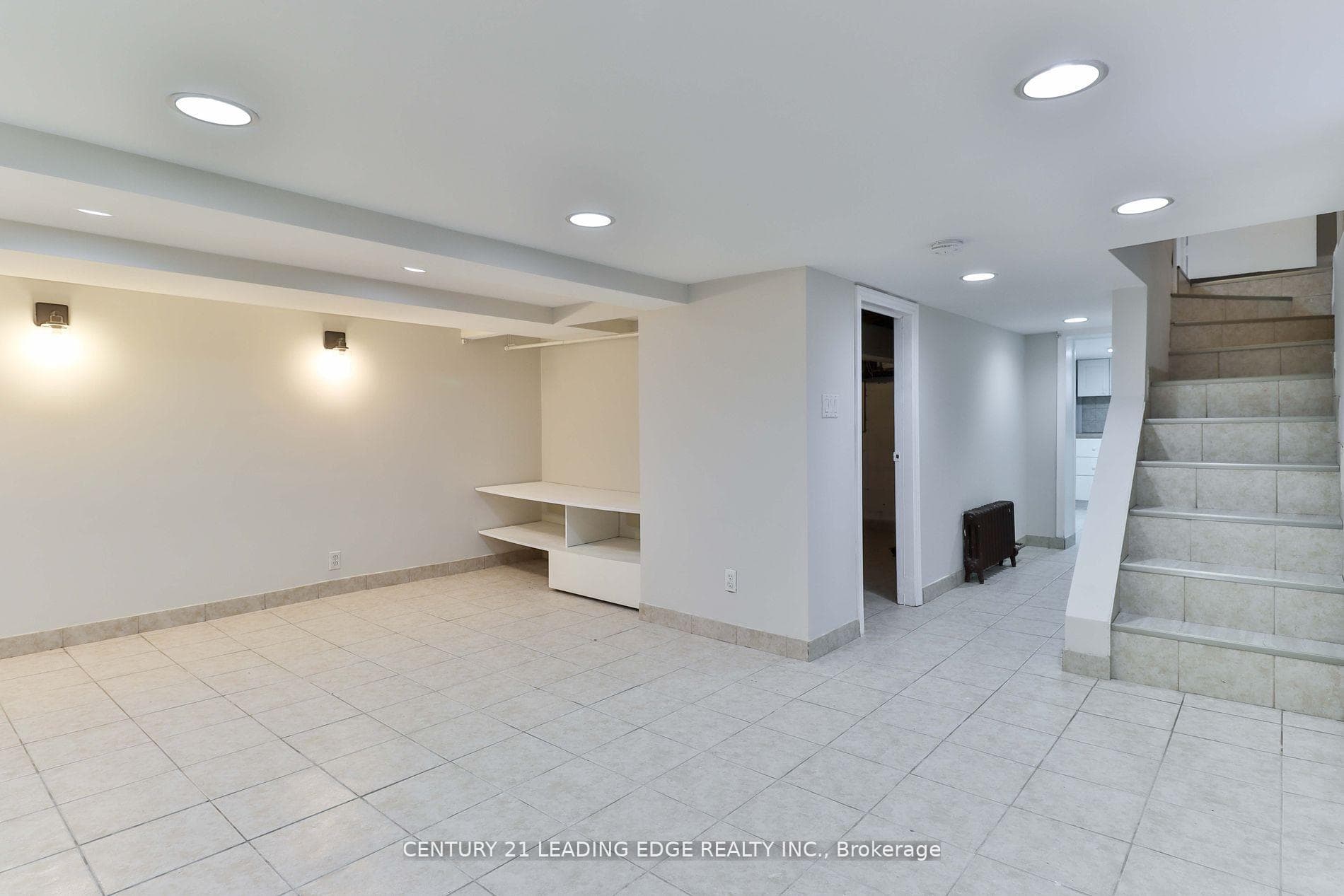 11 Savoy Avenue photo 16