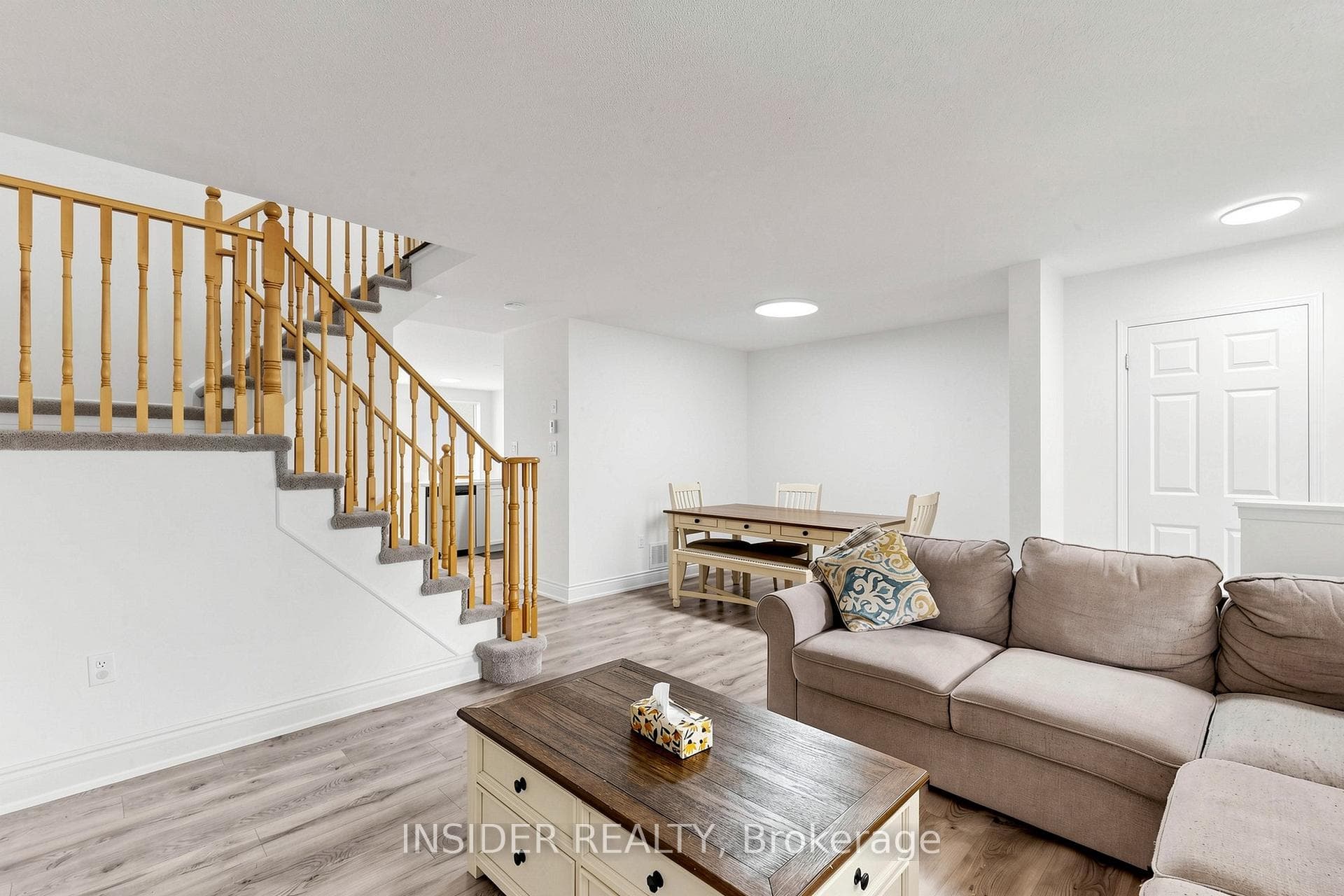 7 Croxall Boulevard photo 5