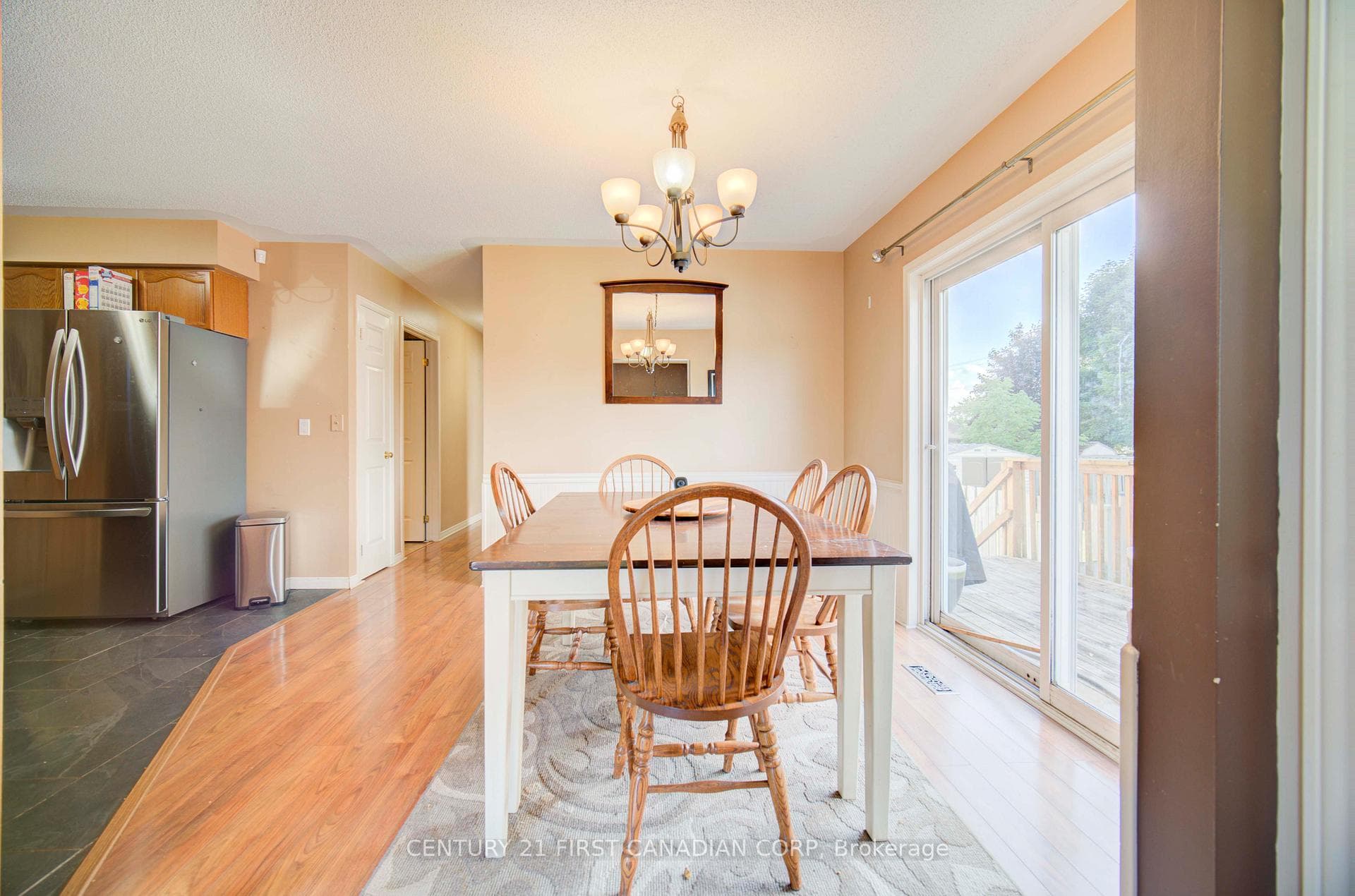 6 Dixon Lane photo 11