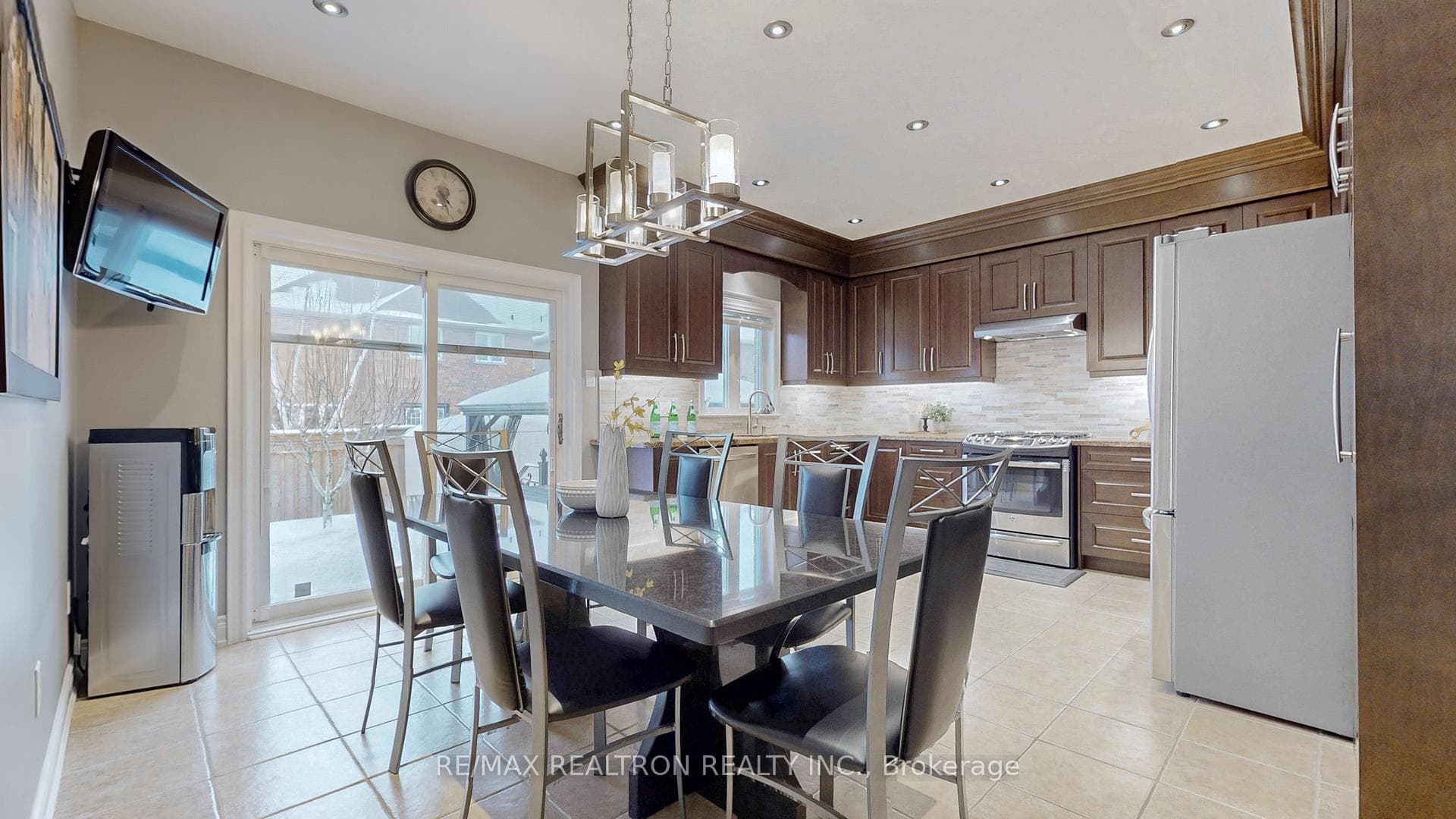 60 Andrew Hill Drive photo 14