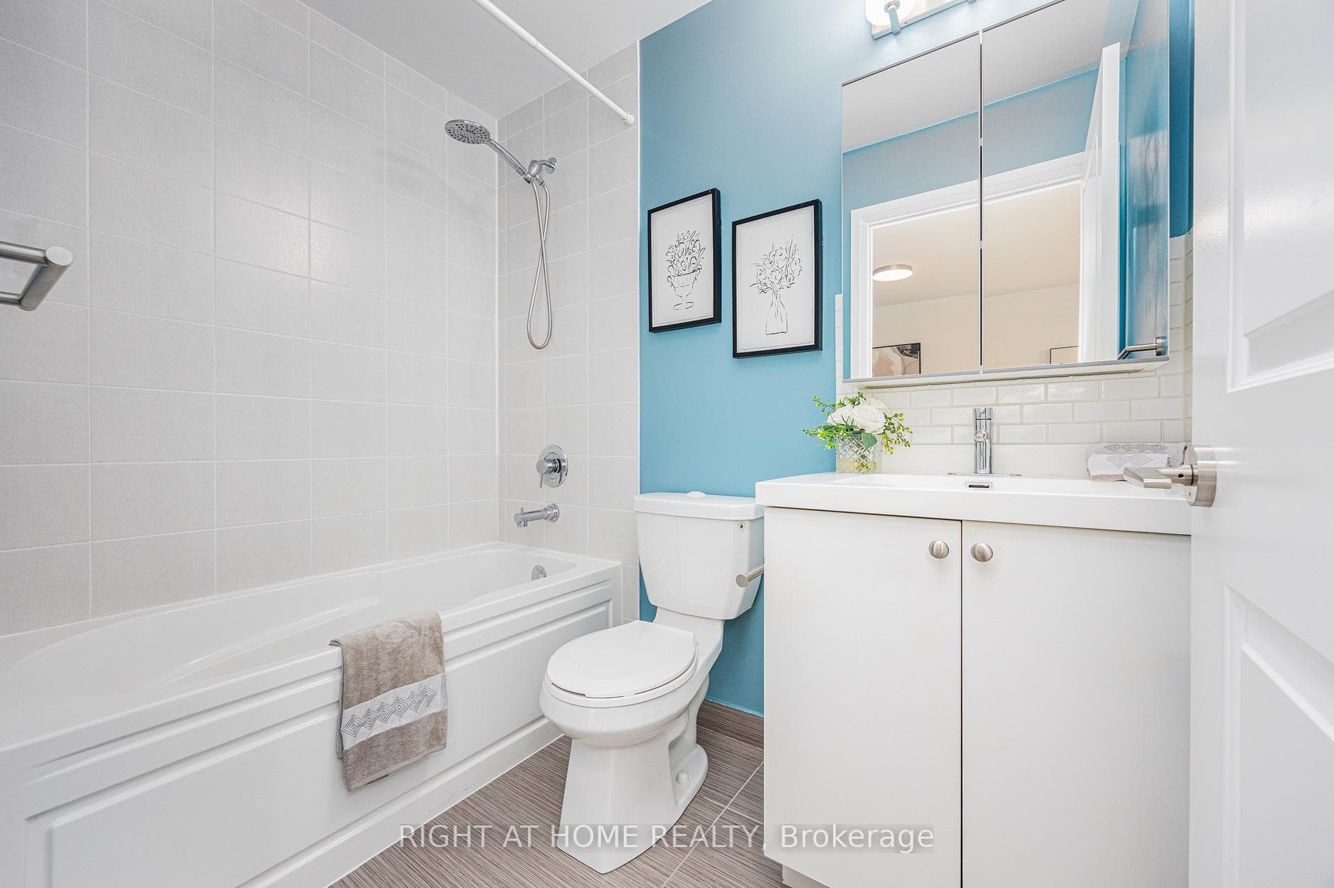 9560 Markham Road Unit 721 photo 17