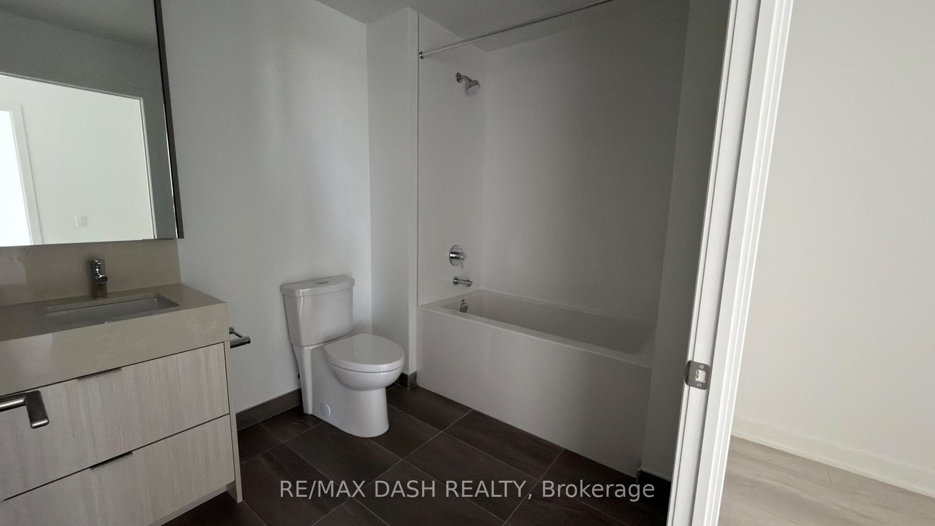10 Flavelle Trail Unit 2201 photo 14