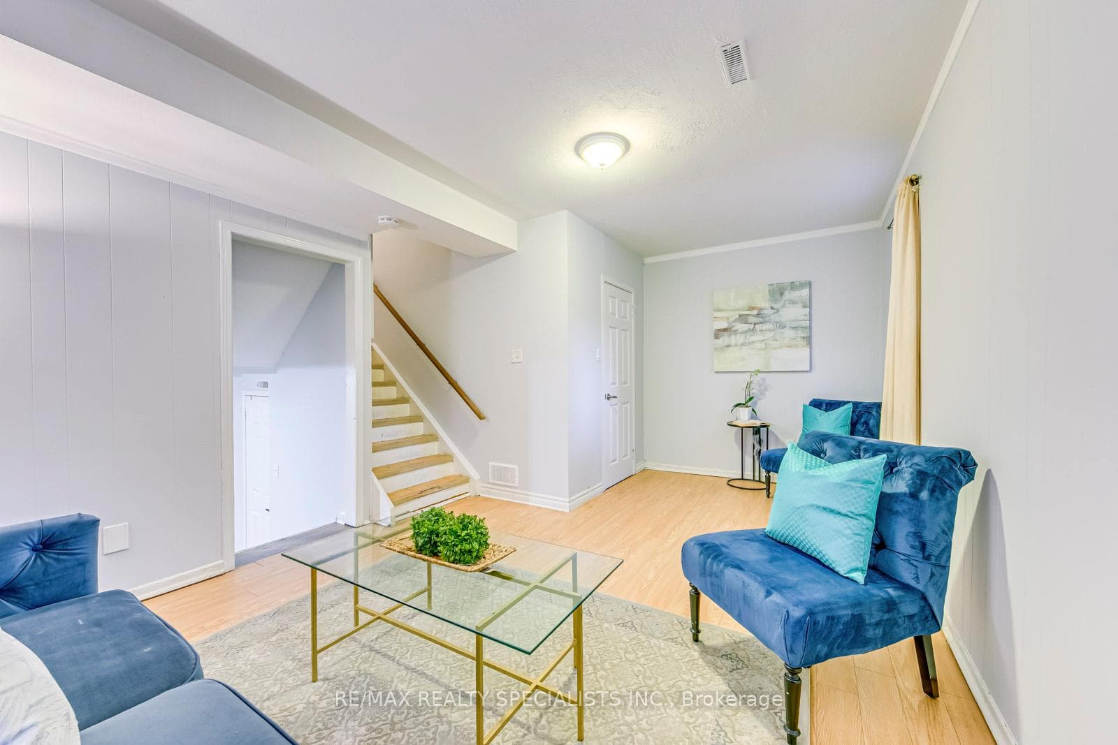 48 Camberley Crescent photo 27