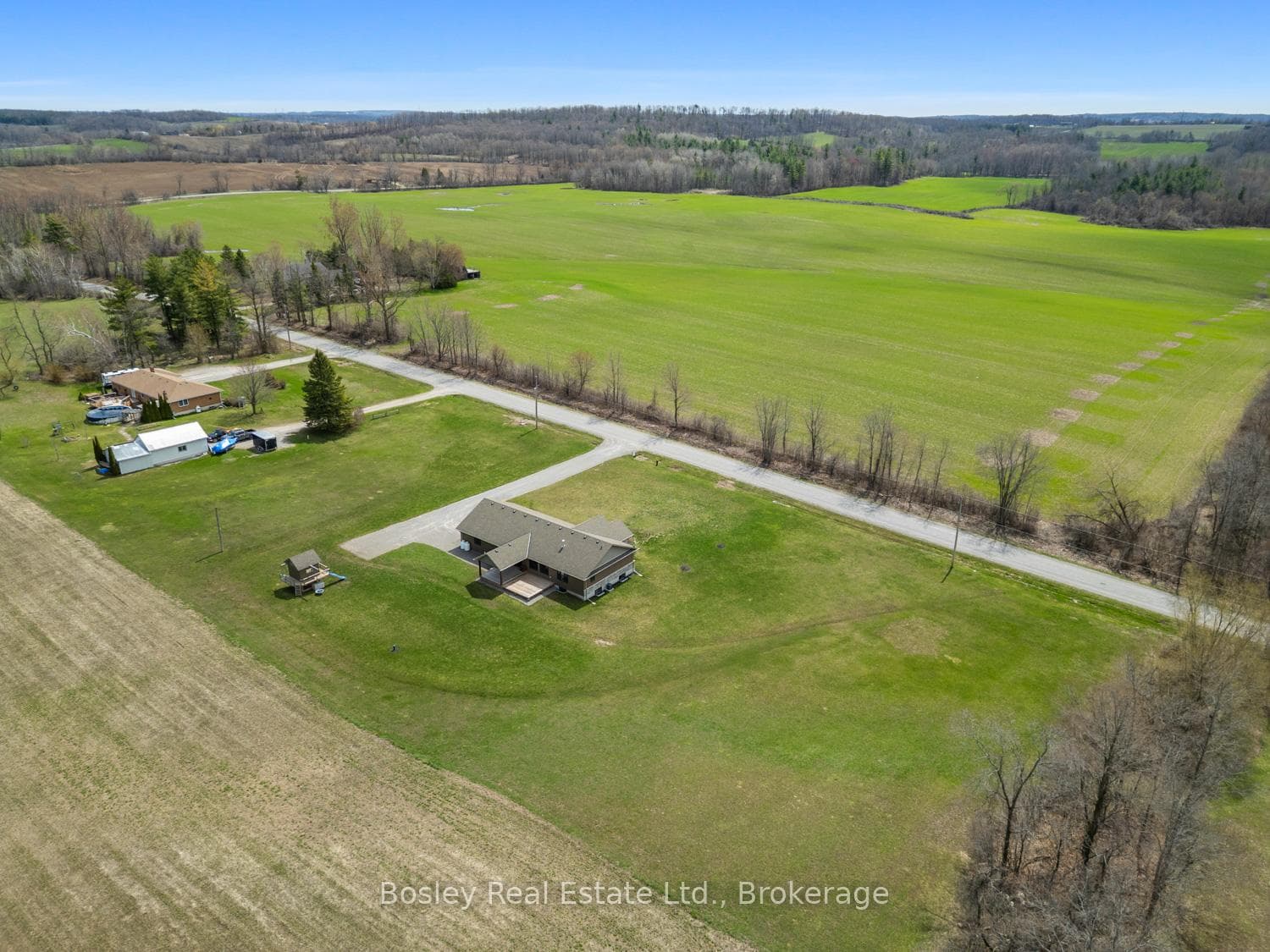 494 Pinegrove Road photo 37