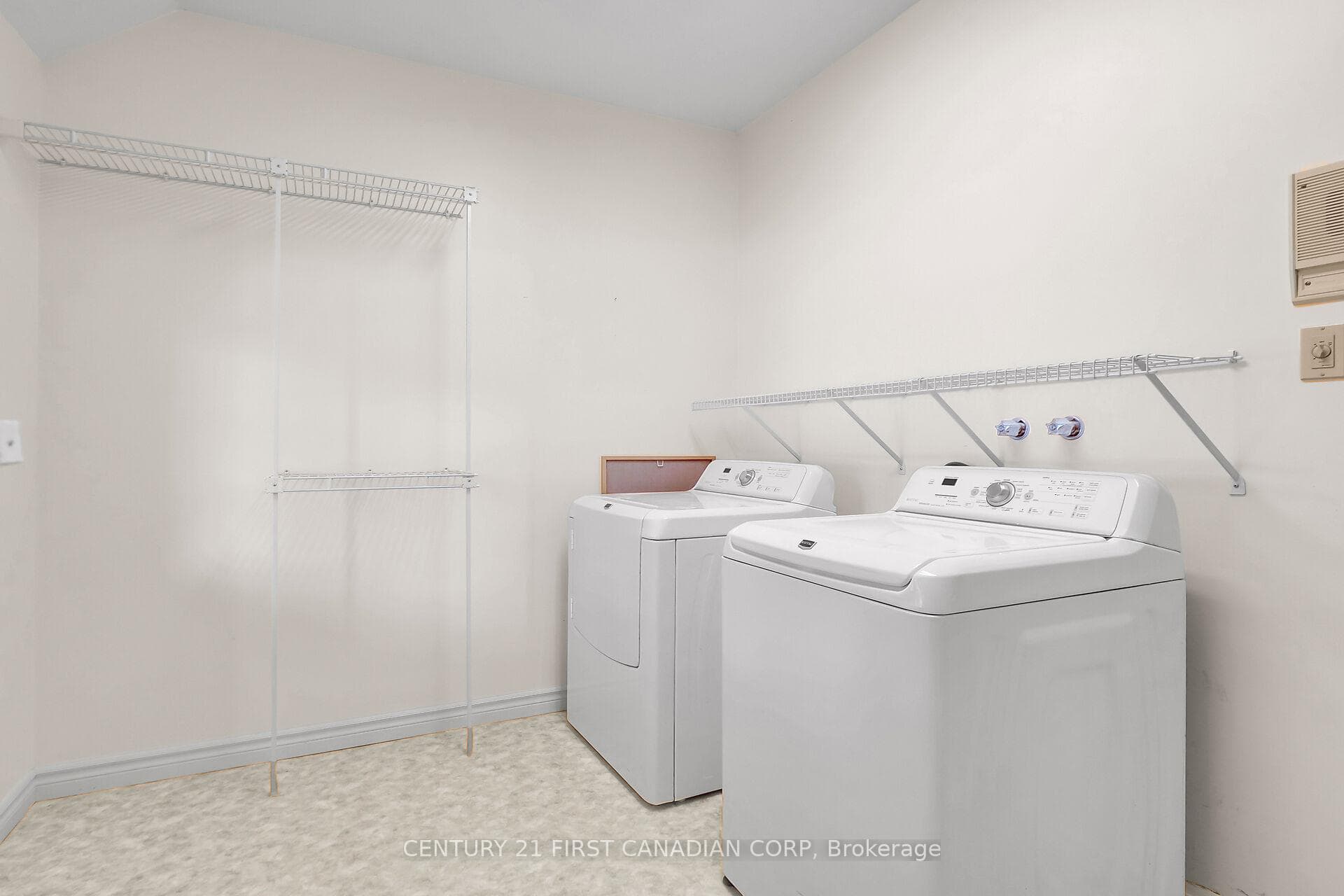 6298 Highland Lane photo 23
