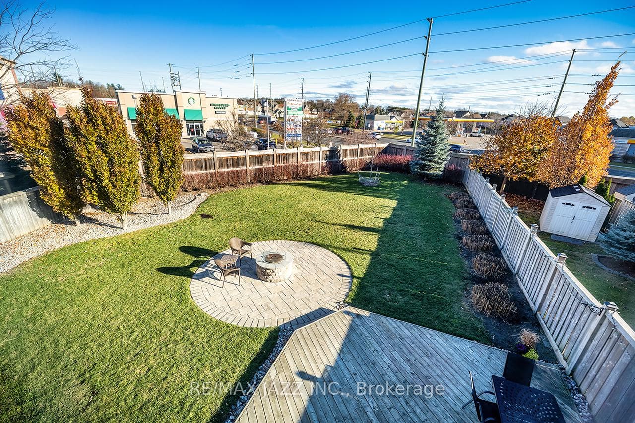 35 Summerside Avenue photo 30