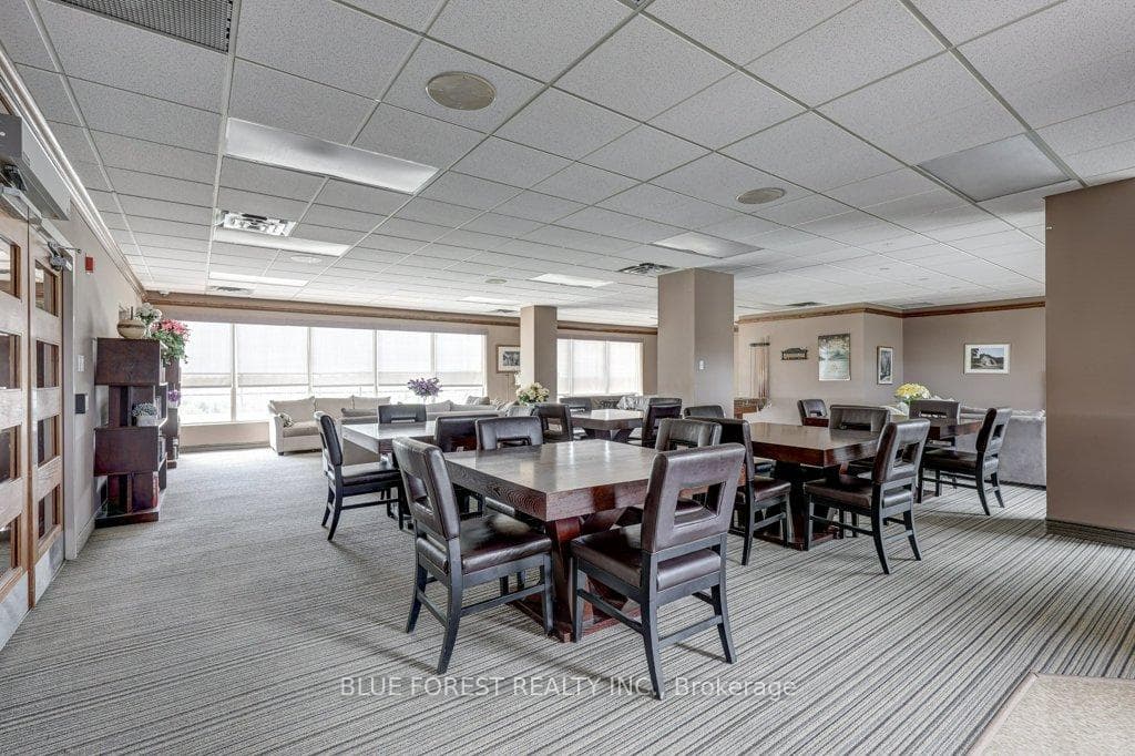744 Wonderland Road Unit 707 photo 36
