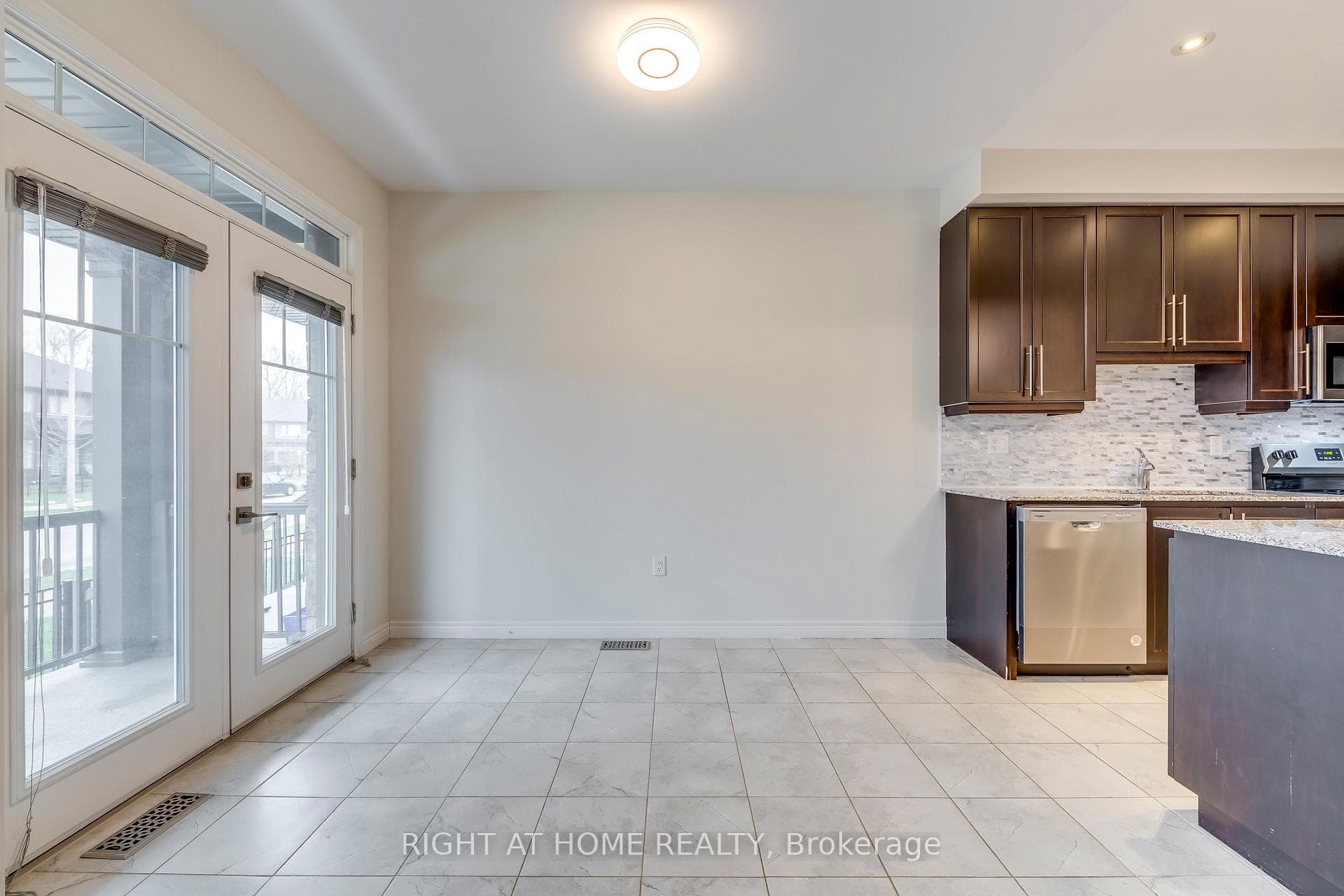 20 Farley Lane photo 12