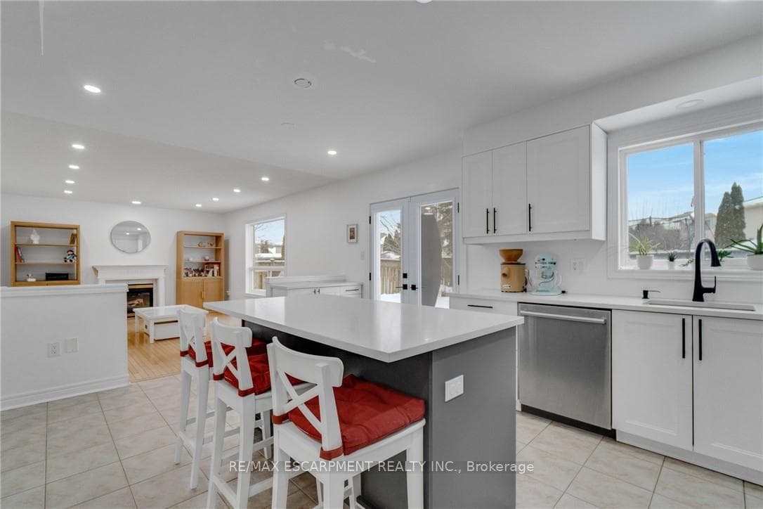 191 Hawkswood Trail photo 9