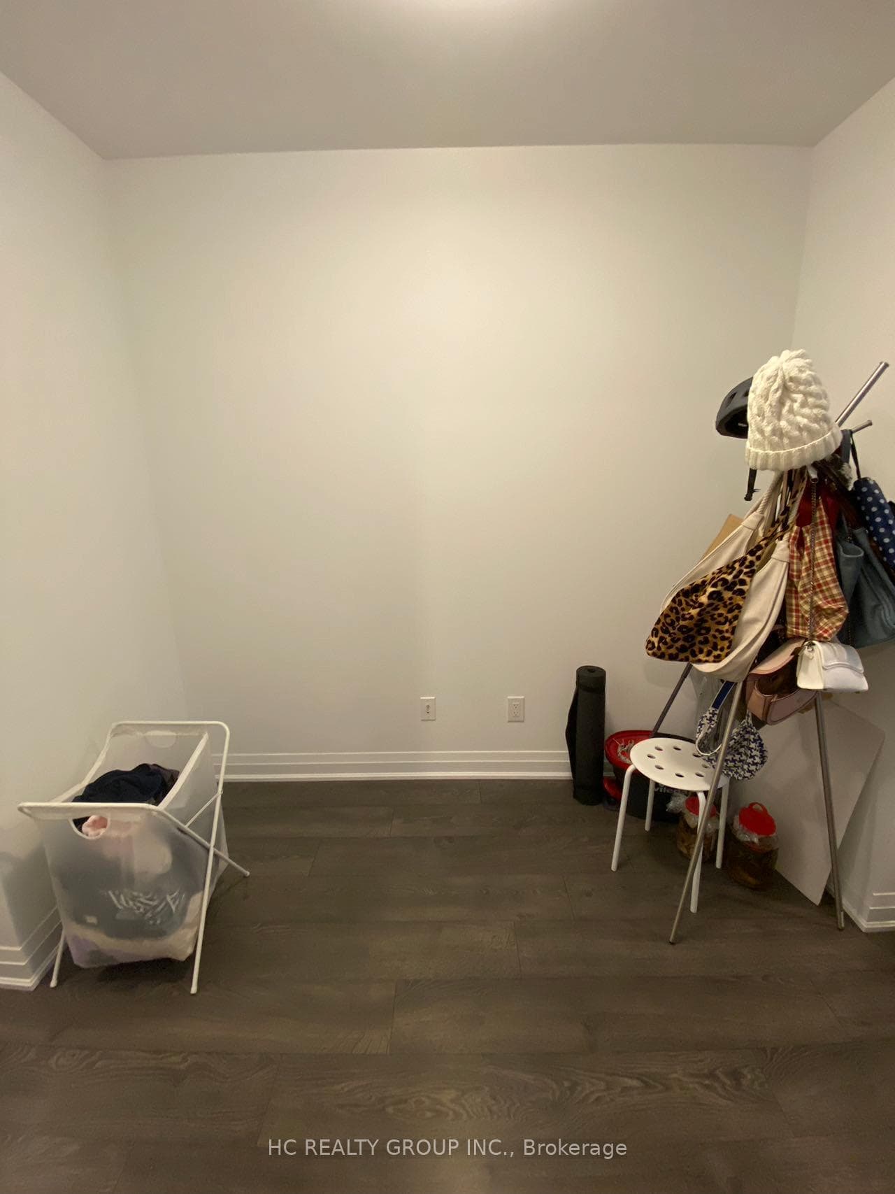 280 Howland Avenue Unit 401 photo 7