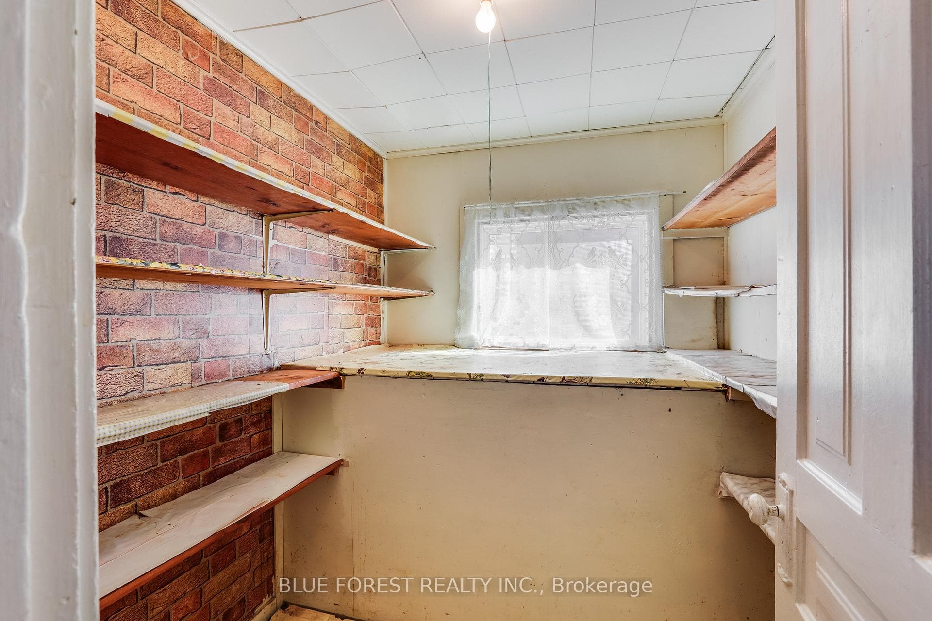 960 Hackett Street photo 18