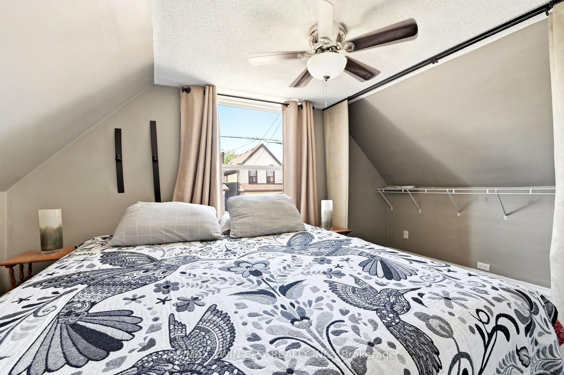 23 Britannia Avenue photo 16