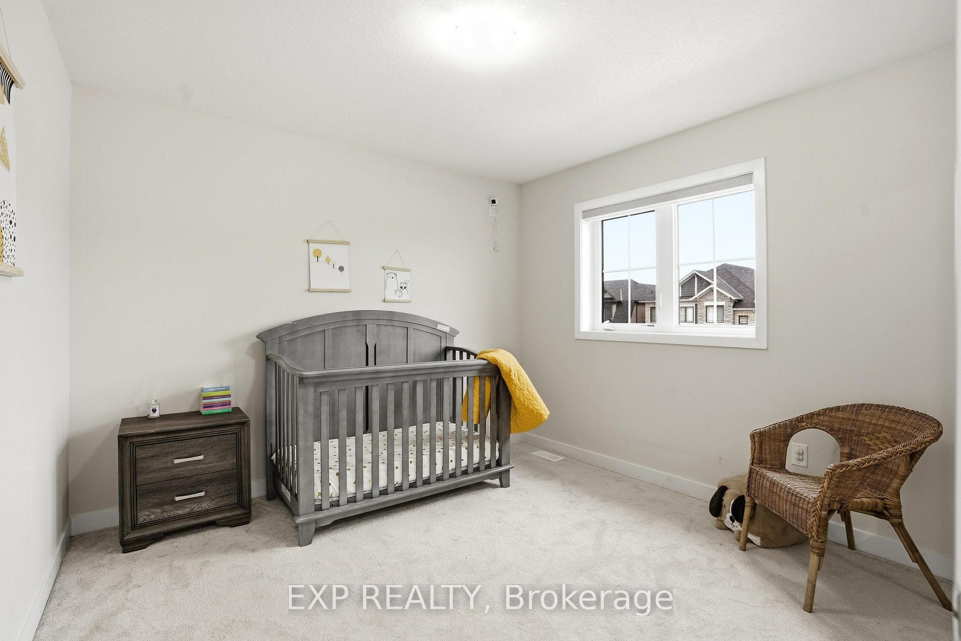19 Hawick Crescent photo 24