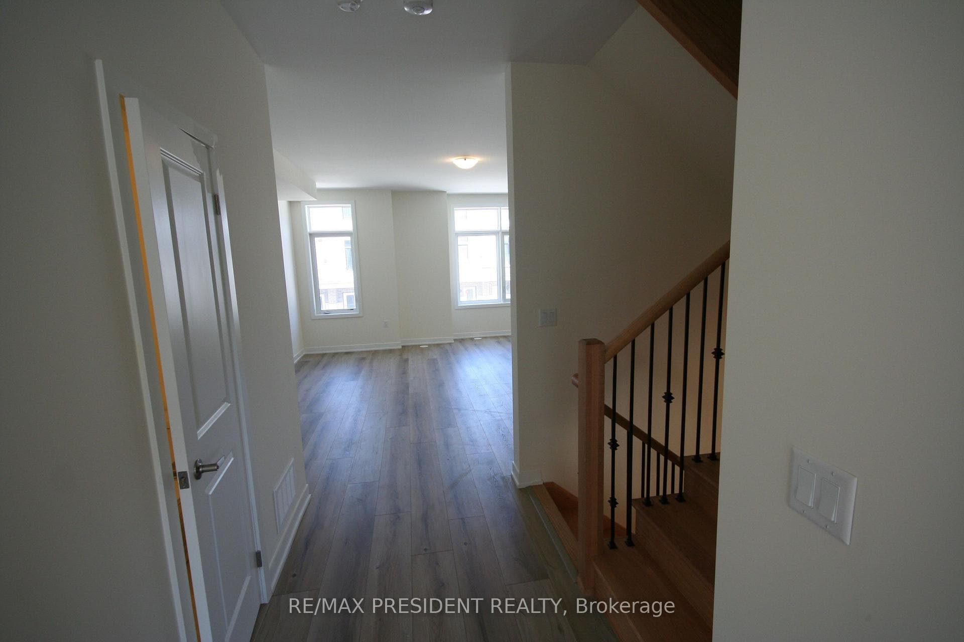 1695 Dersan Street Unit 402 photo 11