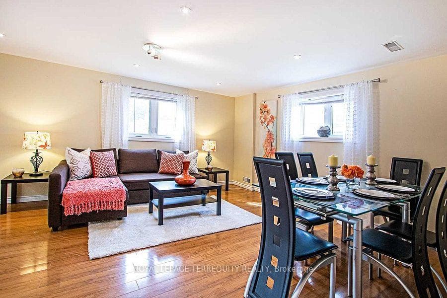 53 Rushbrooke Way Unit Lower photo 11