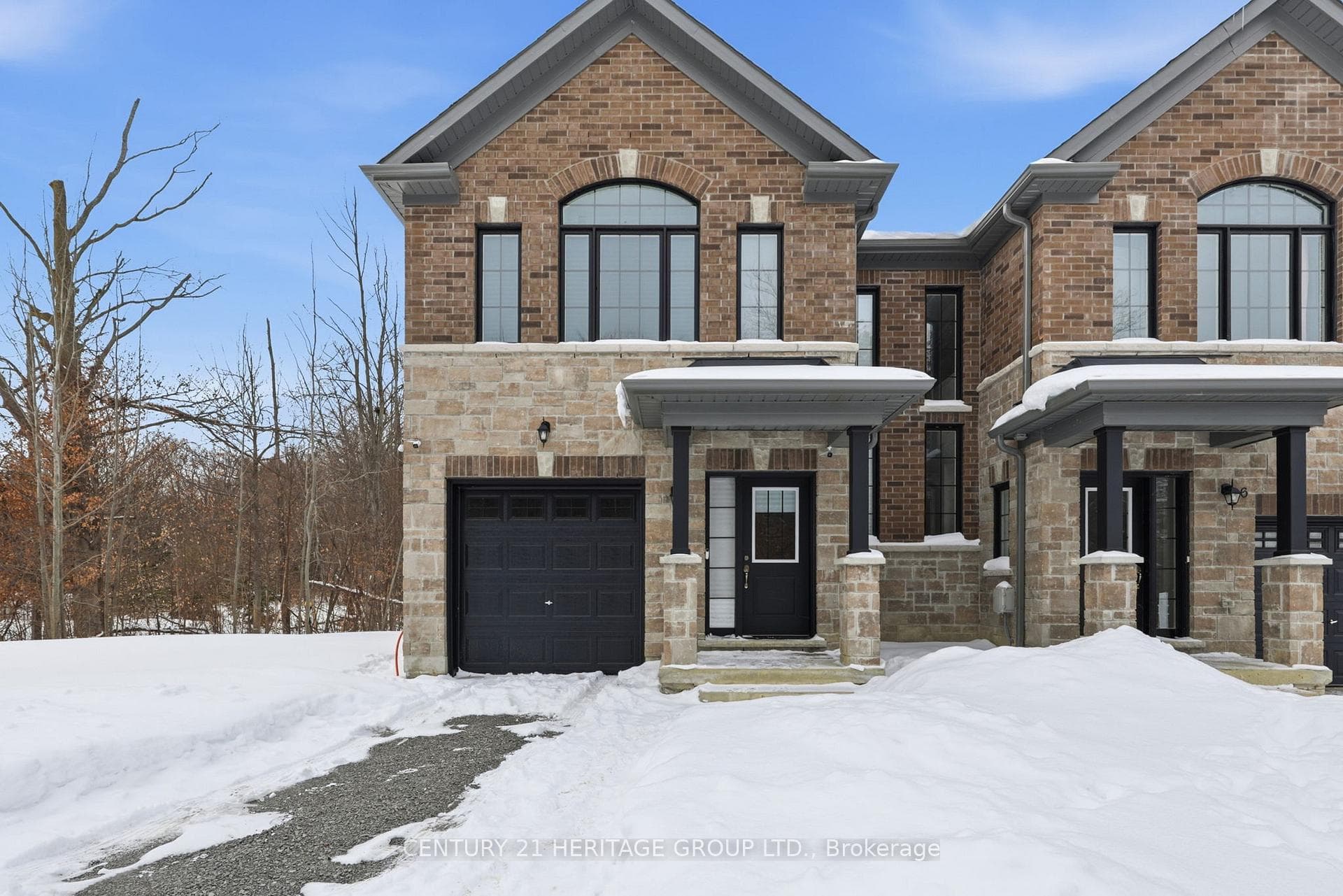 8 Scotia Road photo 1