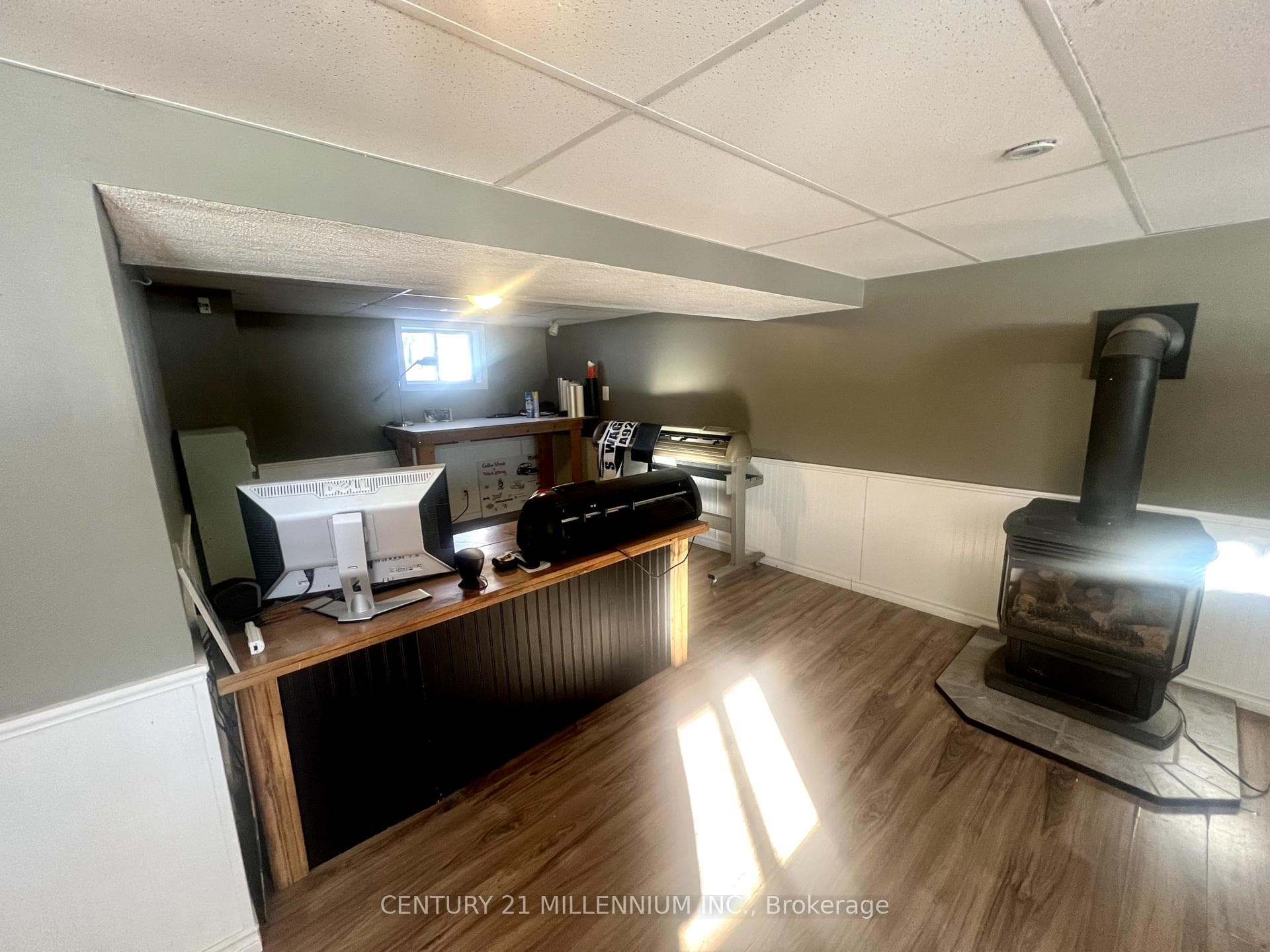 400 Robert Street photo 15