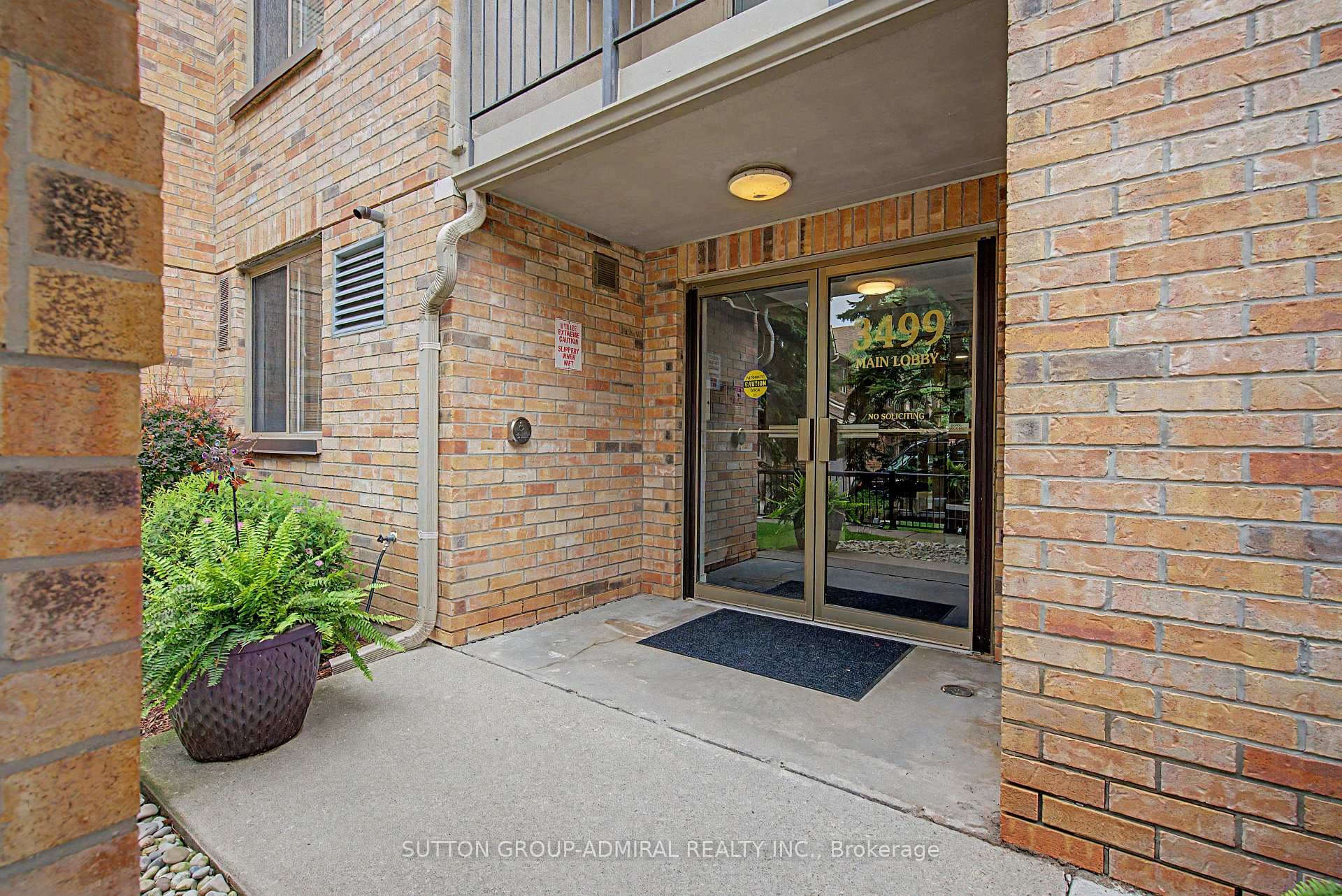 3499 Upper Middle Road Unit 311 photo 2