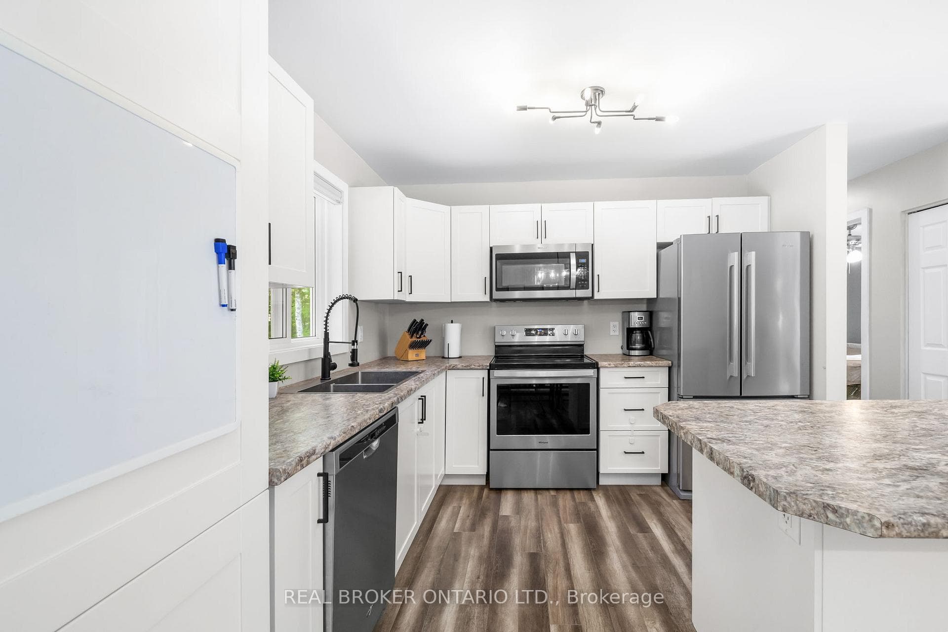 804 Darling Road photo 15