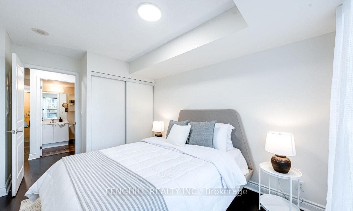55 South Town Centre Boulevard Unit 217 photo 11