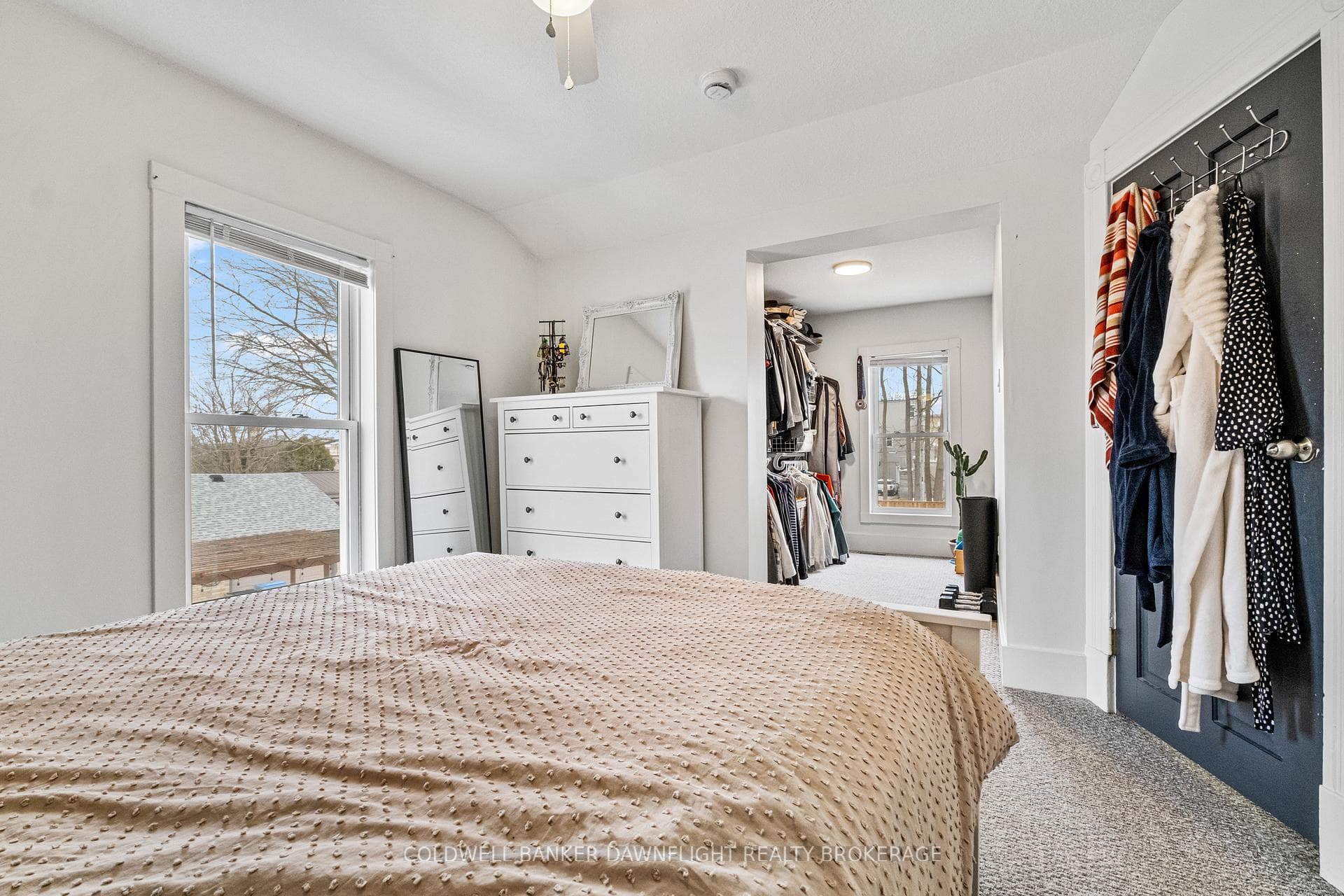 408 WILLIAM Street photo 17