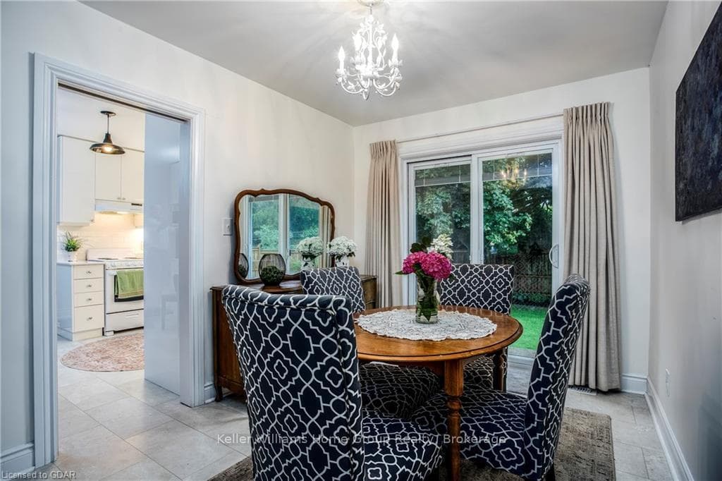 10 HAMEL Avenue photo 16