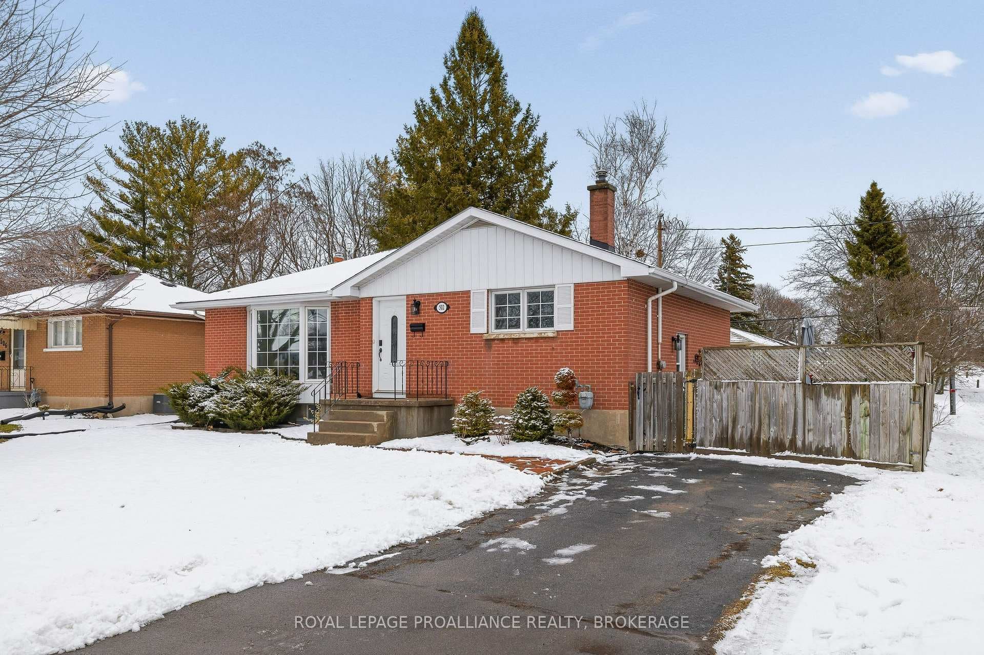 502 McEwen Drive photo 1