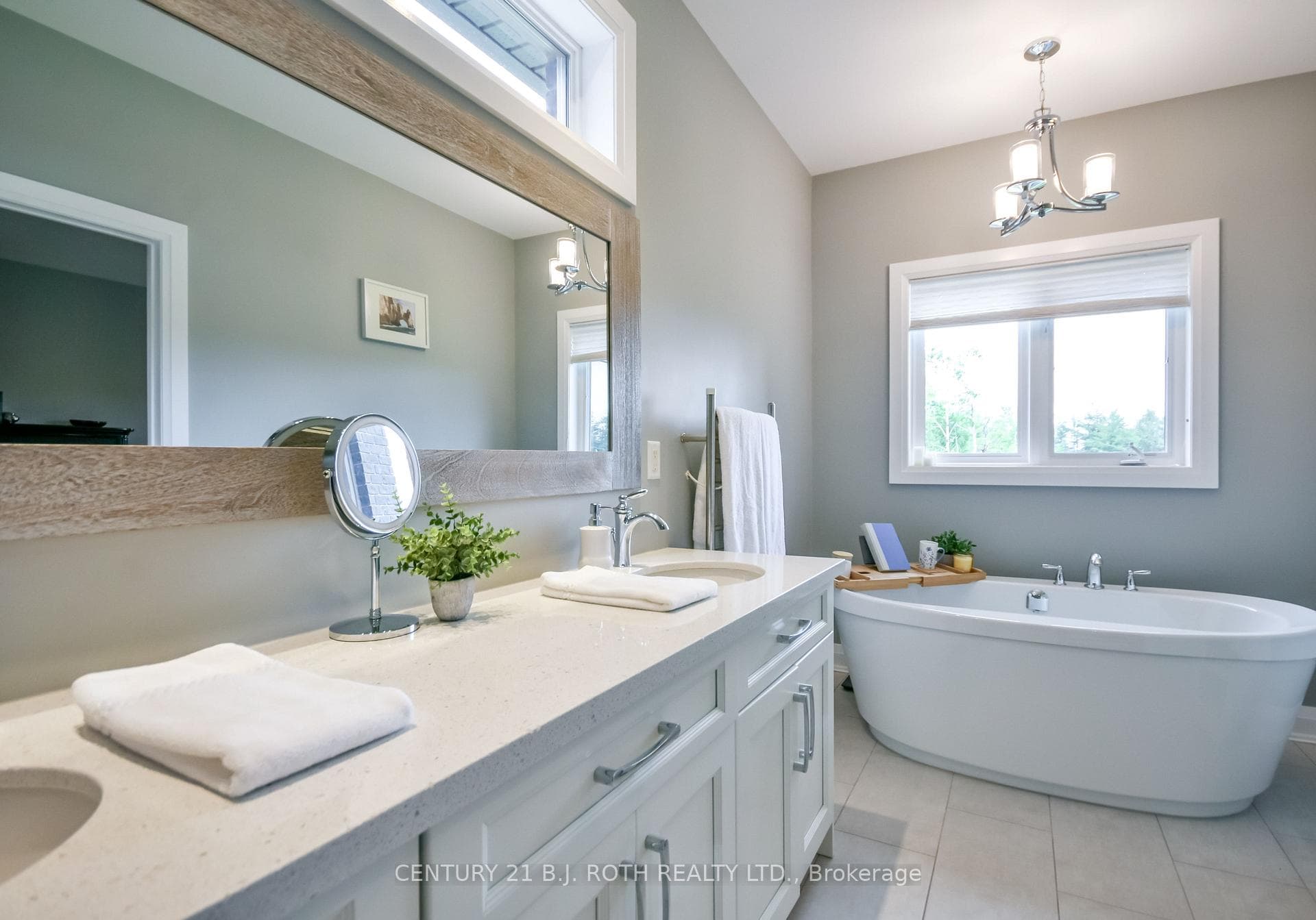 5 piece ensuite with glass showersoaker tub.