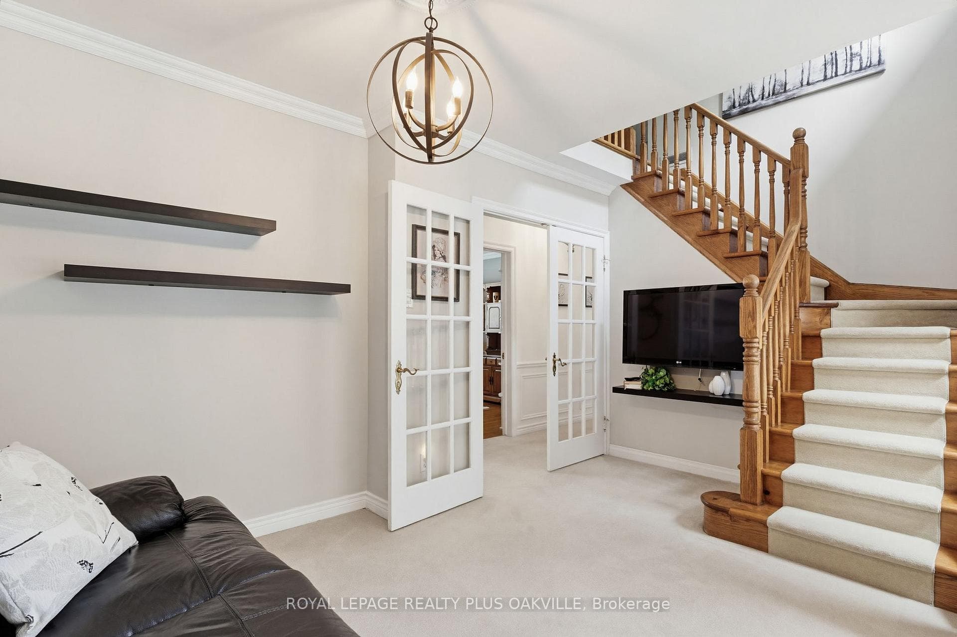 1310 Tansley Drive photo 19