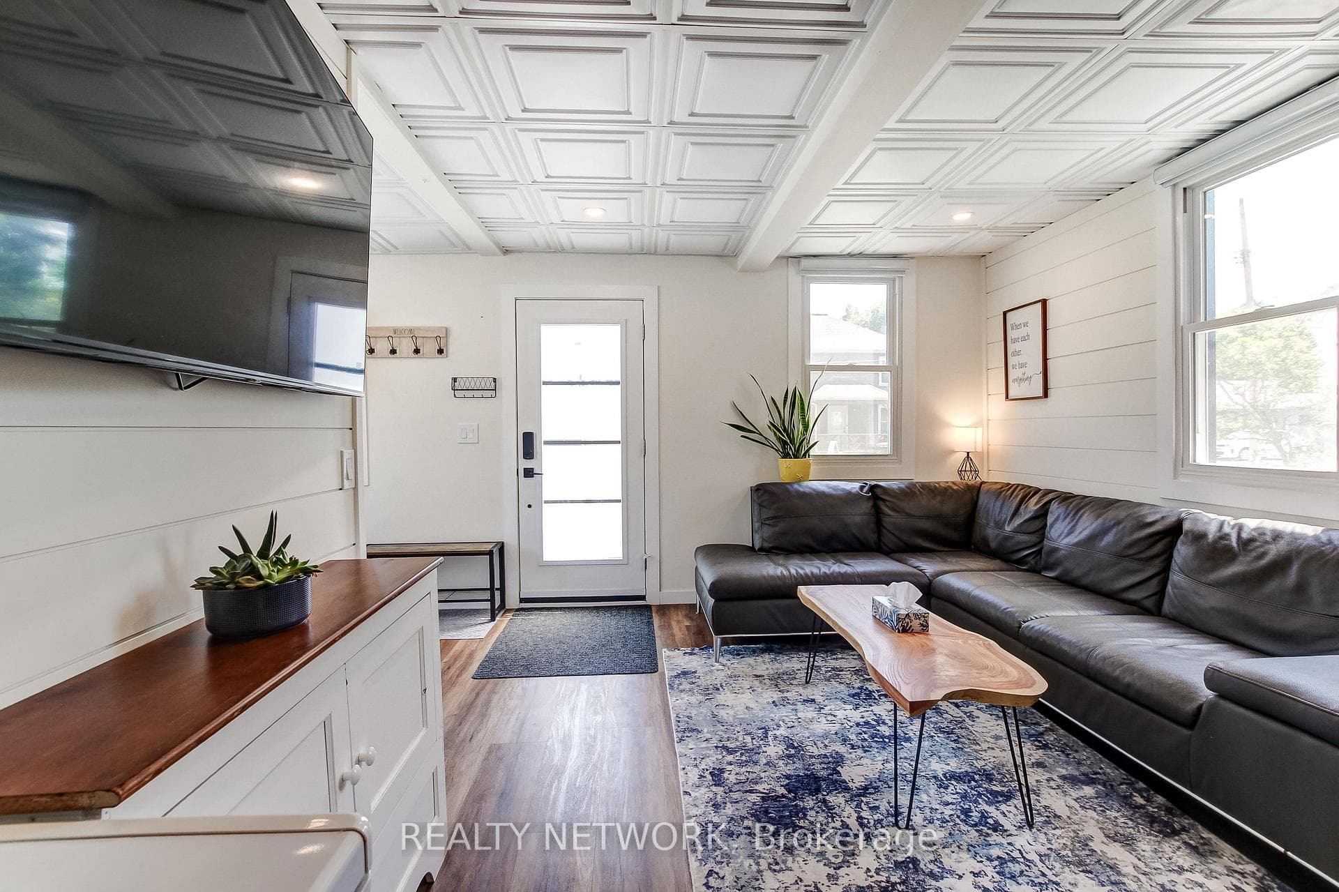 35 Pansy Avenue photo 11