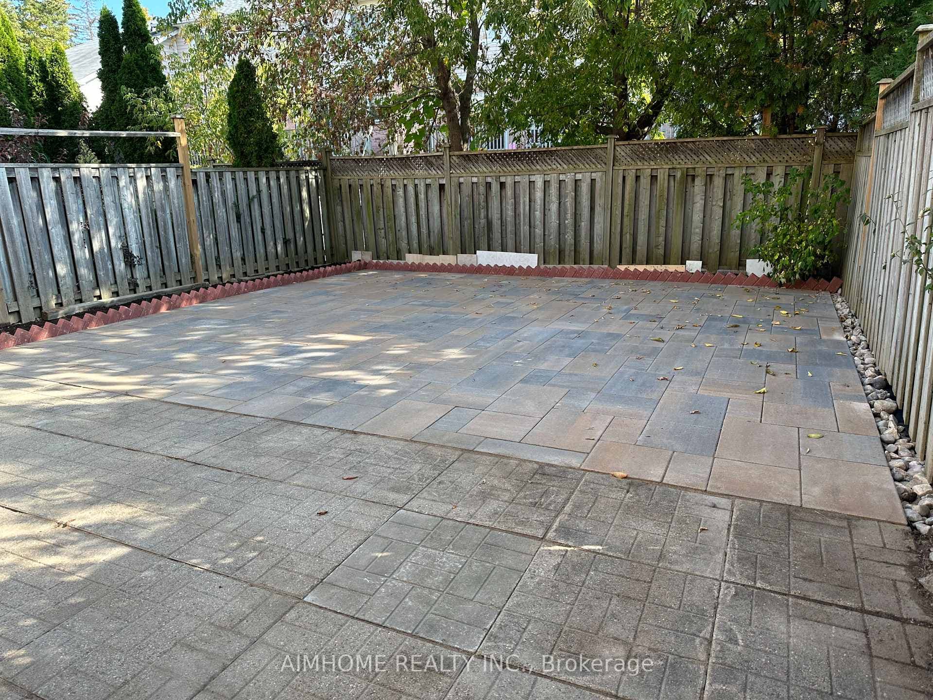 97 James Scott Road photo 38