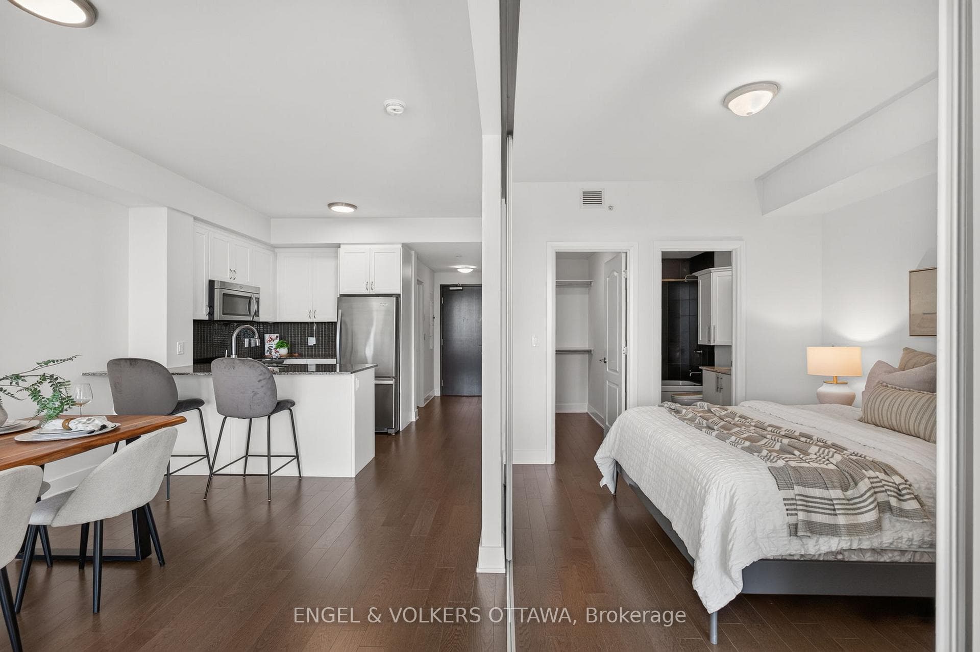 1035 Bank Street Unit 1501 photo 22