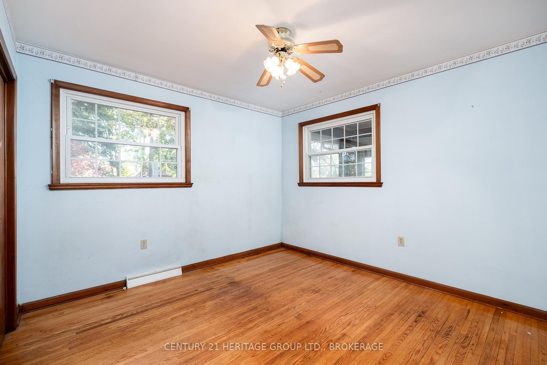 3544 Princess Street photo 11