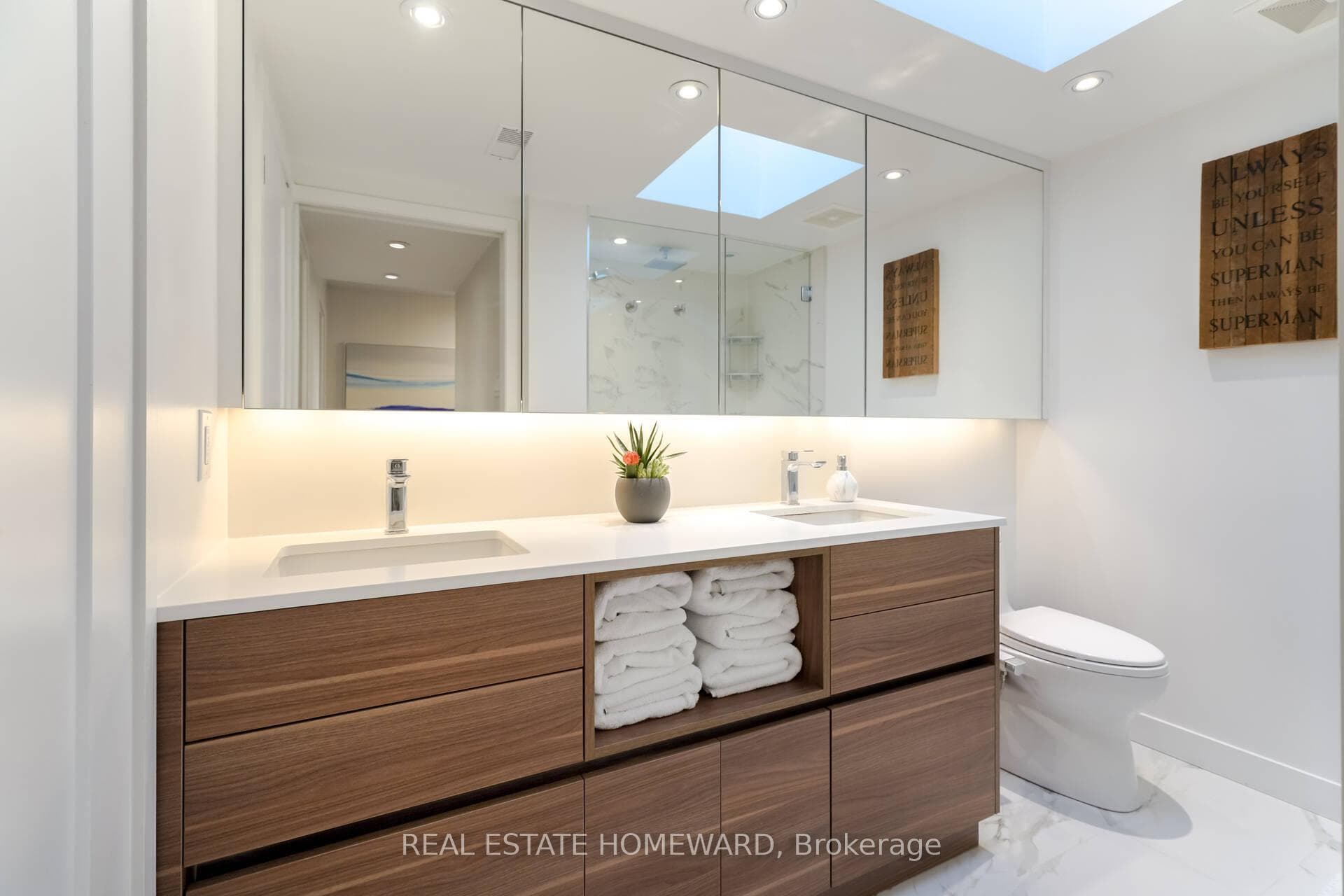 80 Adelaide Street Unit TH16 photo 29