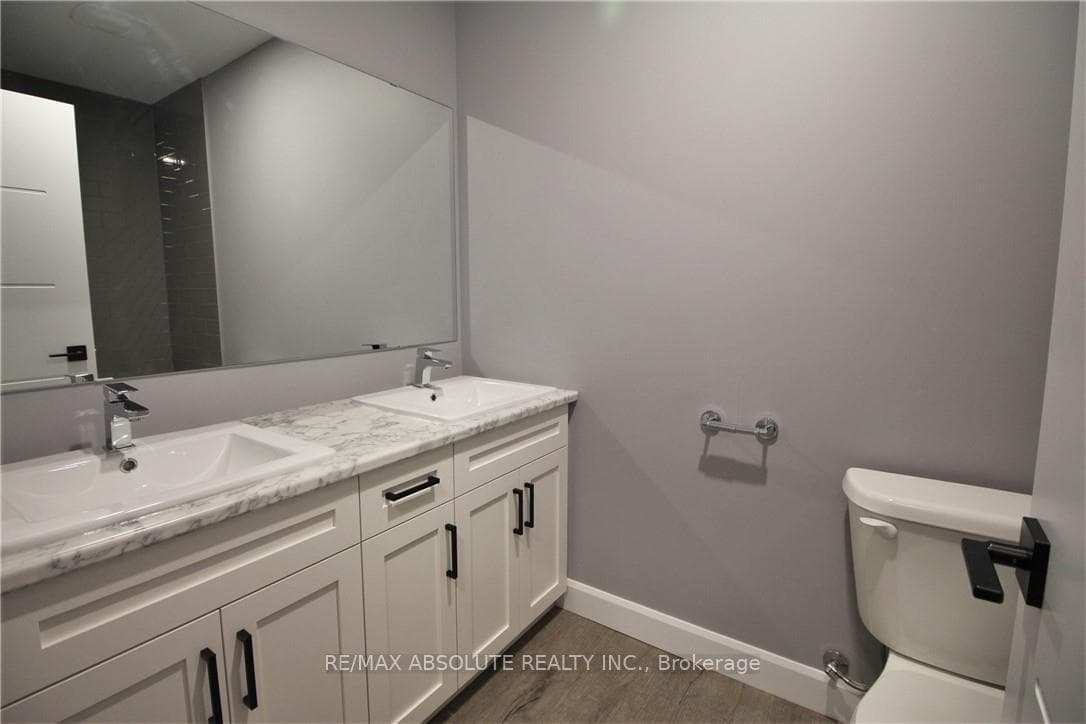 88 B MAYER Street photo 9