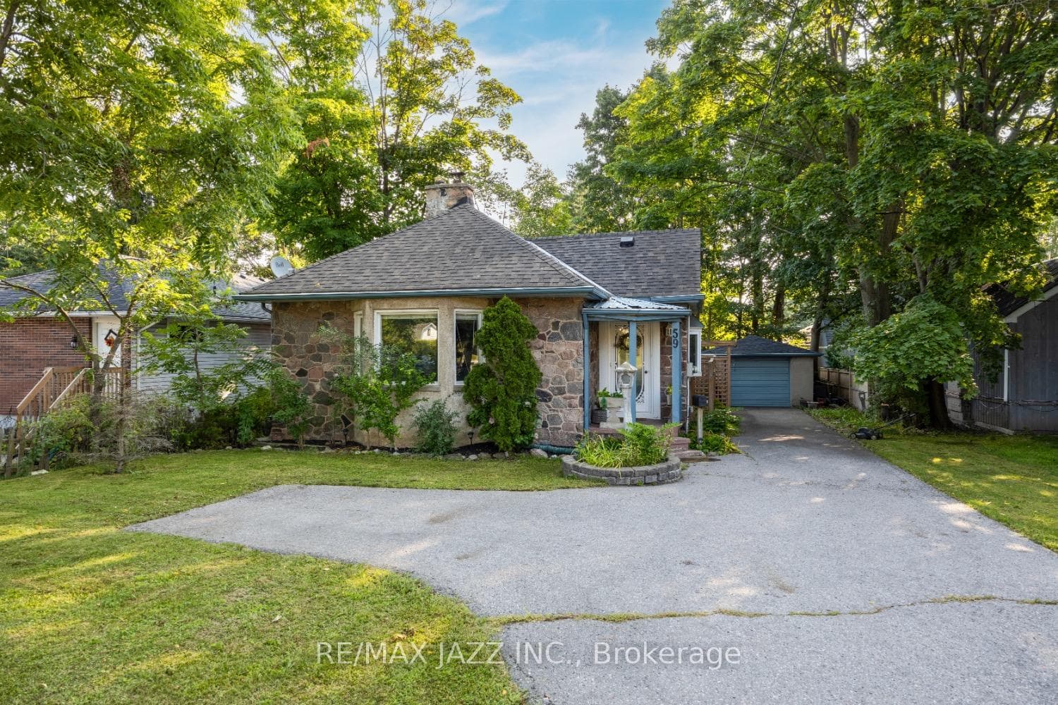 59 Harmony Road photo 3