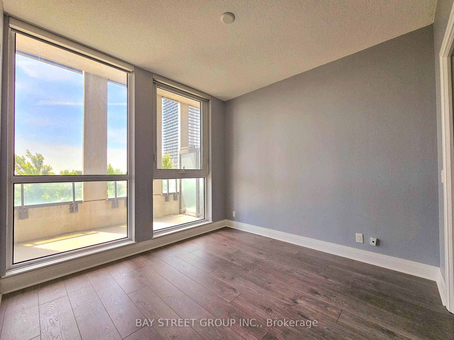 17 Zorra Street Unit 208 photo 4