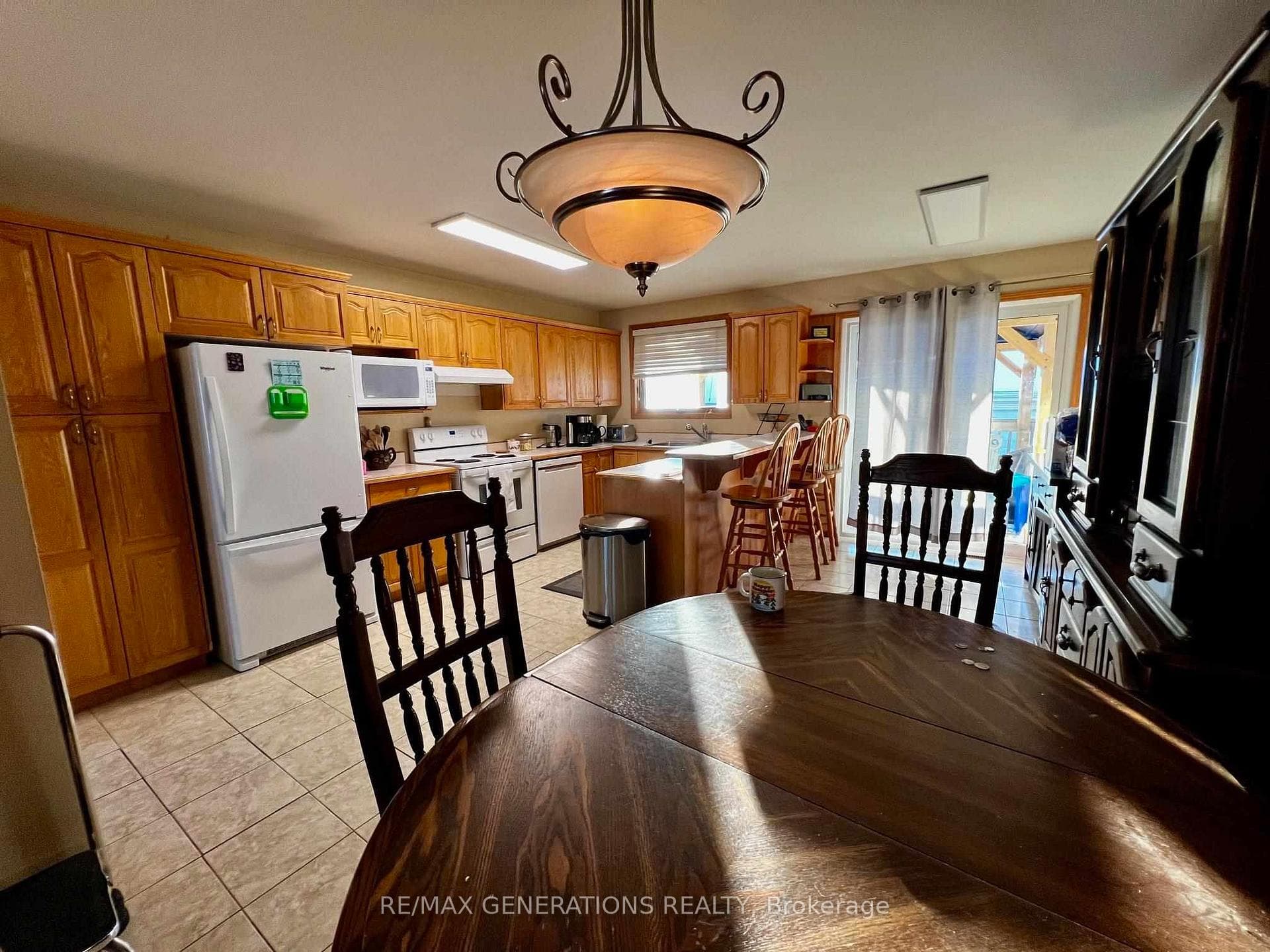 750 Porcupine Boulevard photo 6