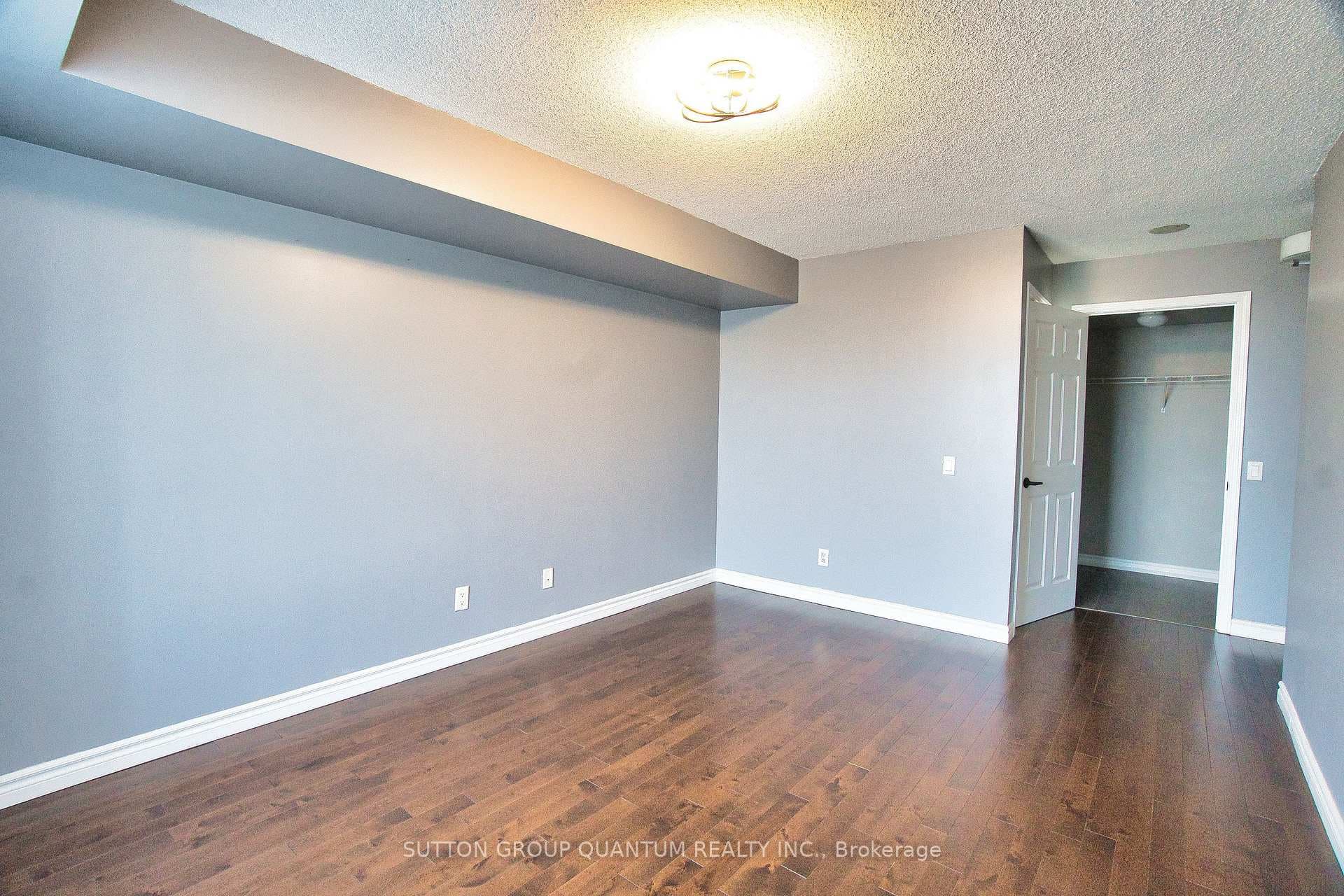 25 Kingsbridge Garden Circle Unit 716 photo 12