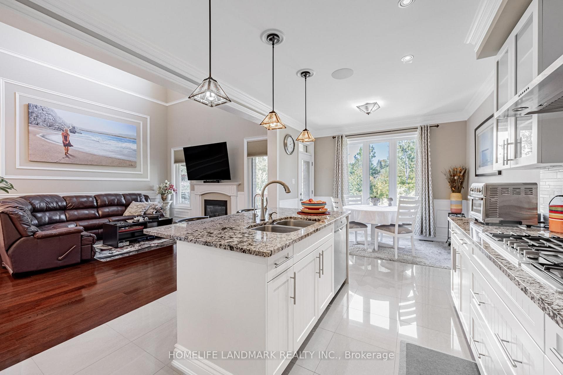 940 RIVERSIDE Drive photo 20