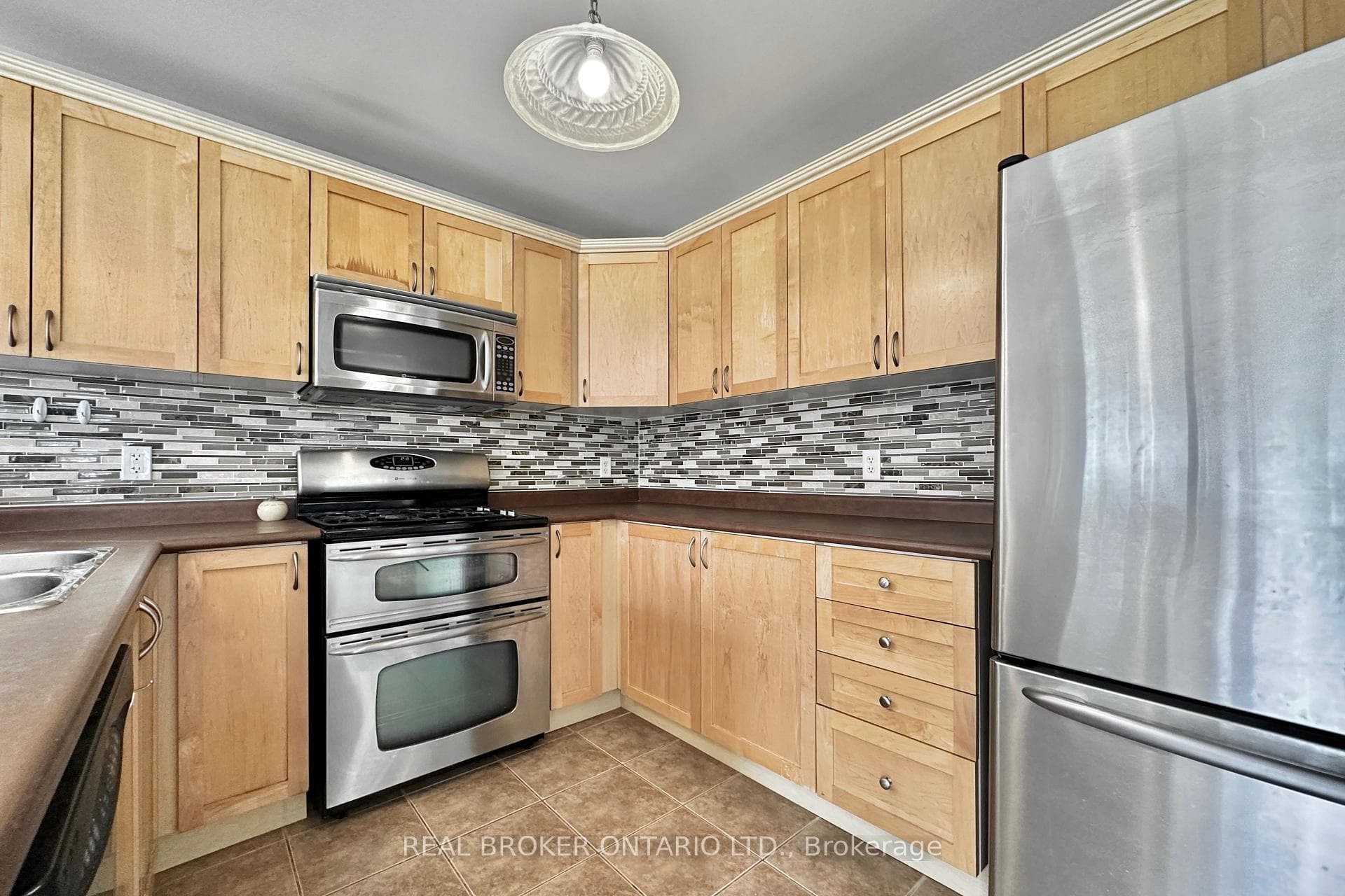 1 Armando Drive photo 16