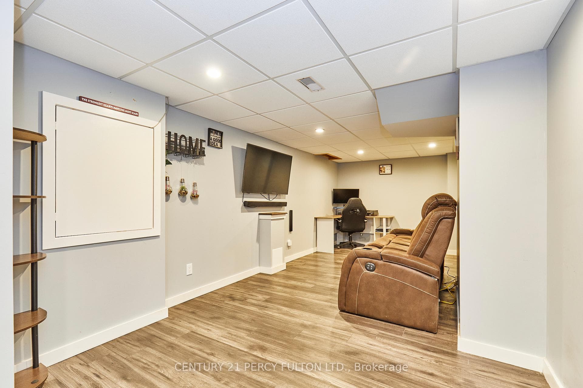 48 Bettina Place photo 23