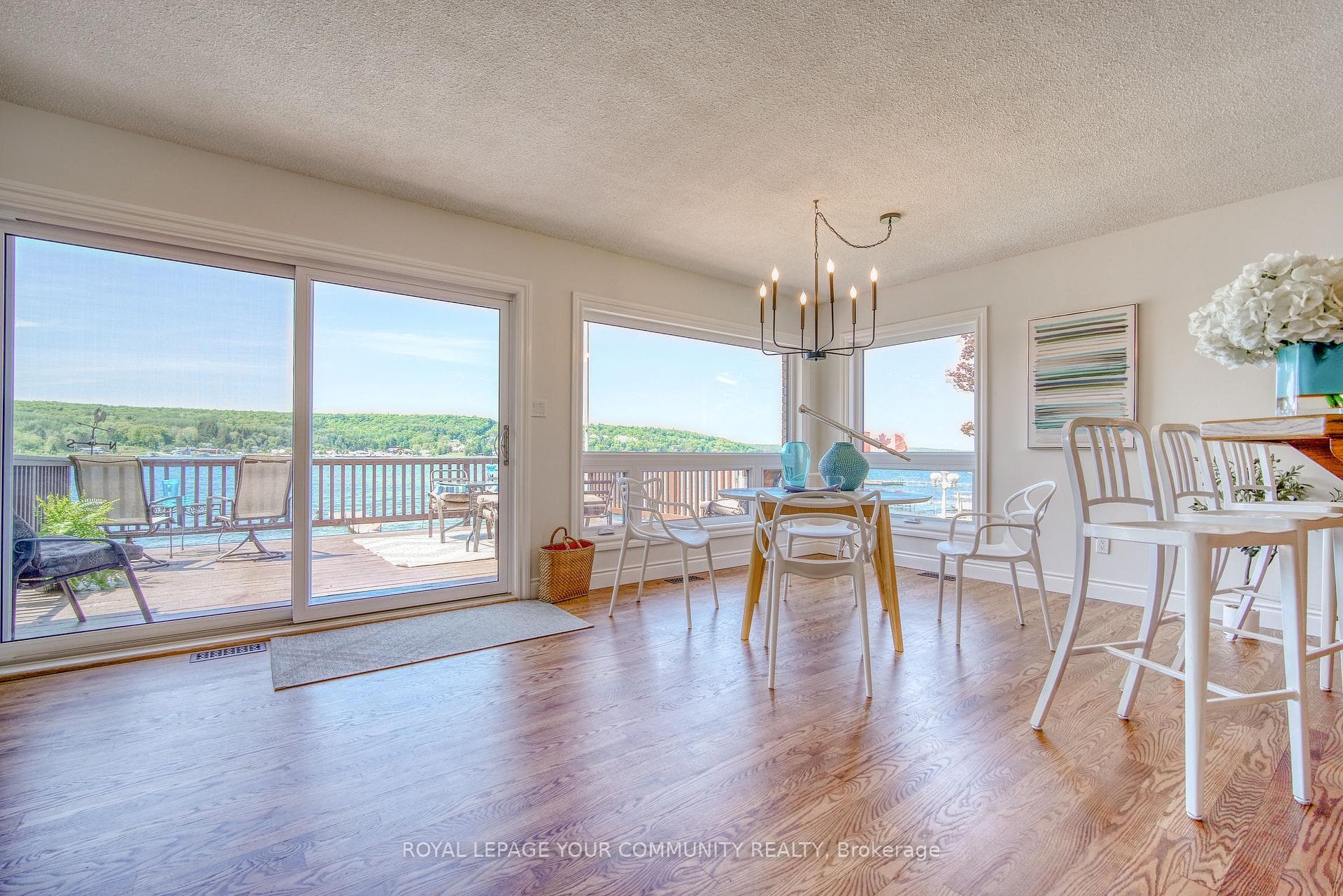 22 Beck Boulevard photo 16