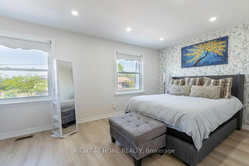 4 Fennimore Crescent photo 24