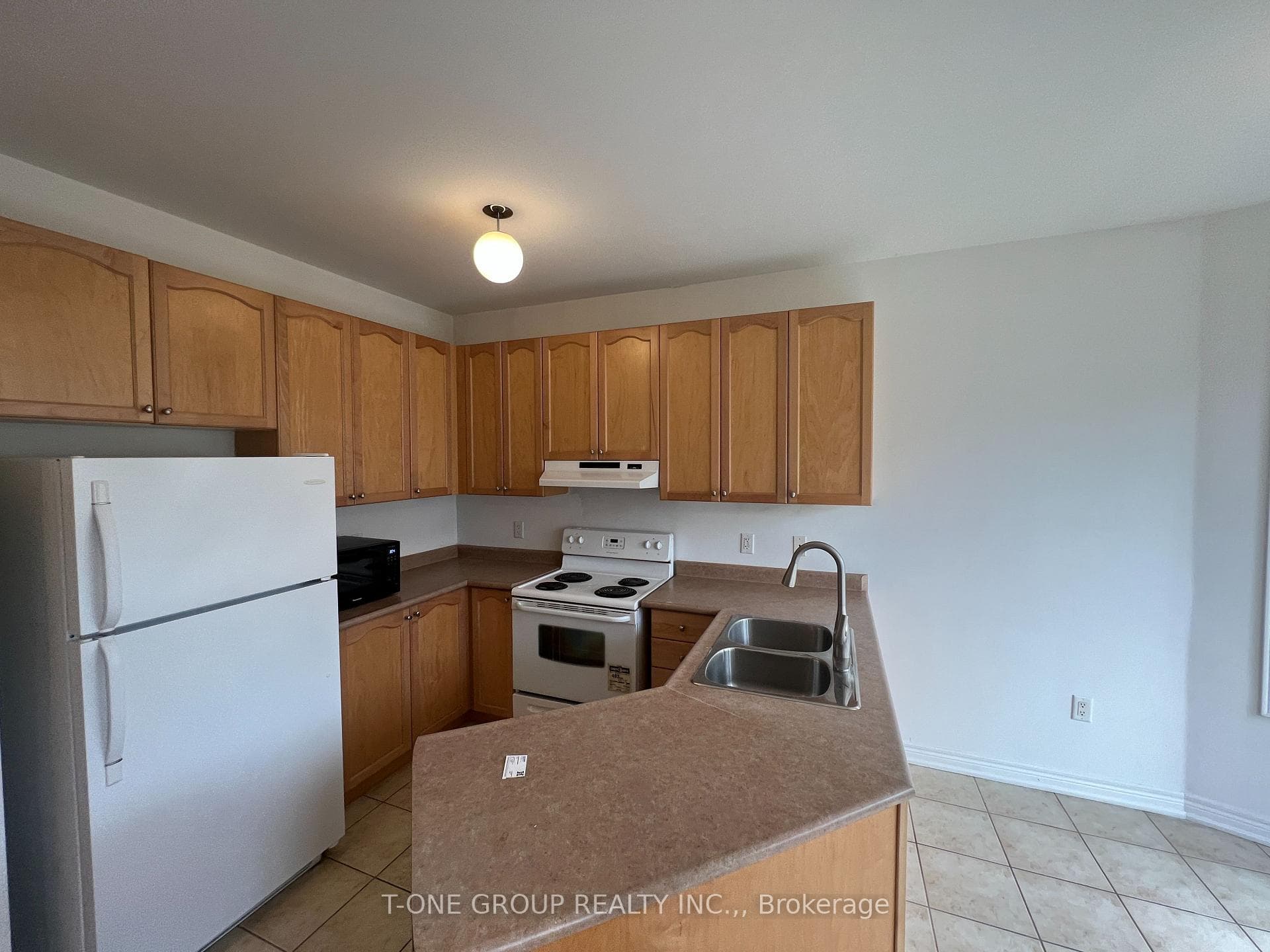 44 Brower Avenue photo 5