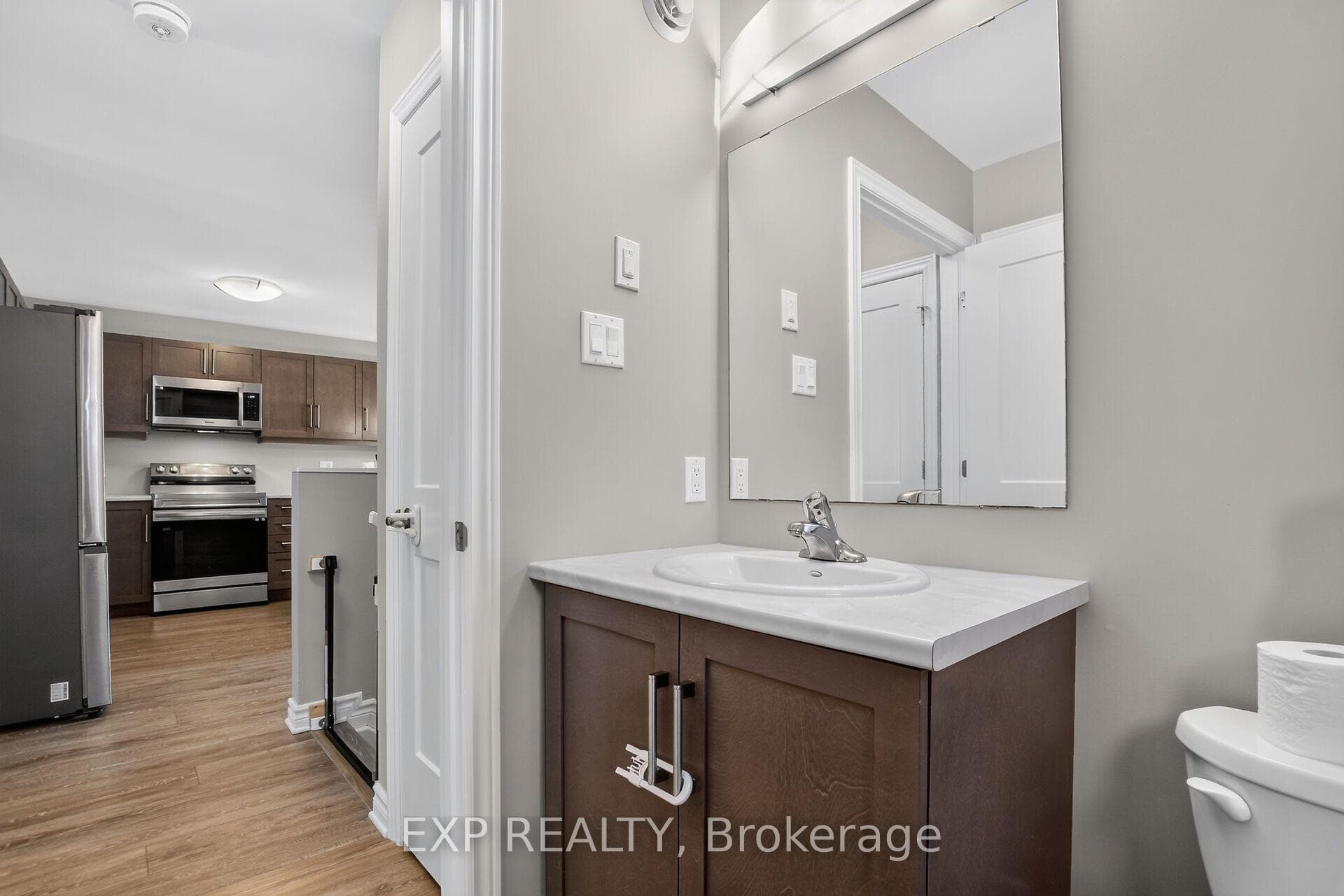 98 Seabert Drive photo 8