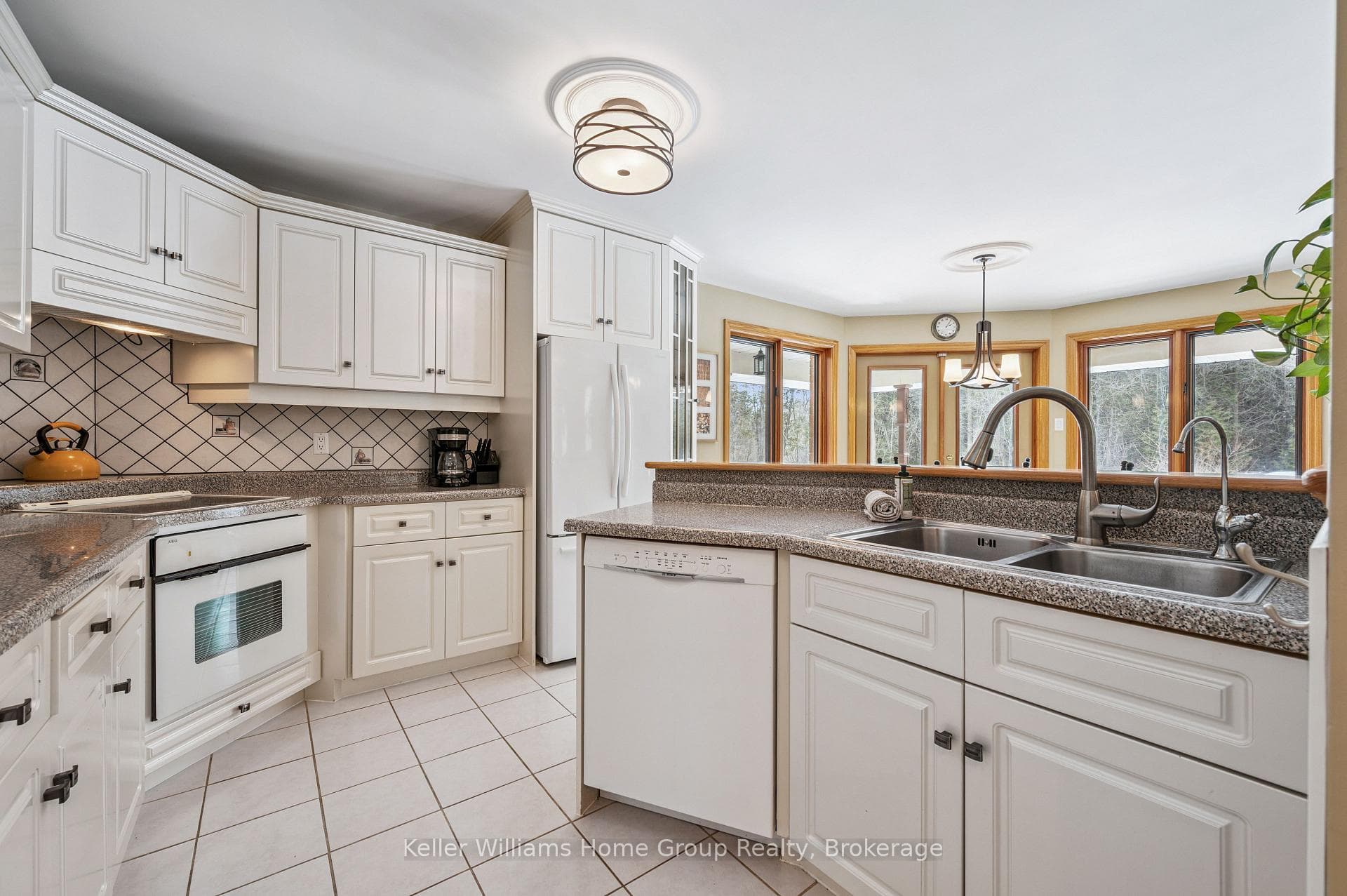 7809 Speedvale Avenue photo 14
